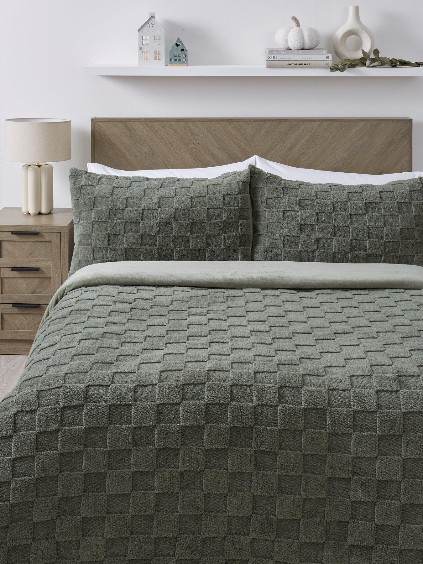 Image 1 of 5 of Very Home Checkerboard Fleece Duvet Cover Set