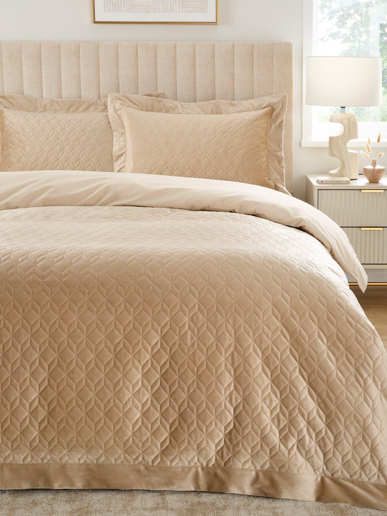 The Very Collection Quilted Velvet Esme Duvet Cover Set