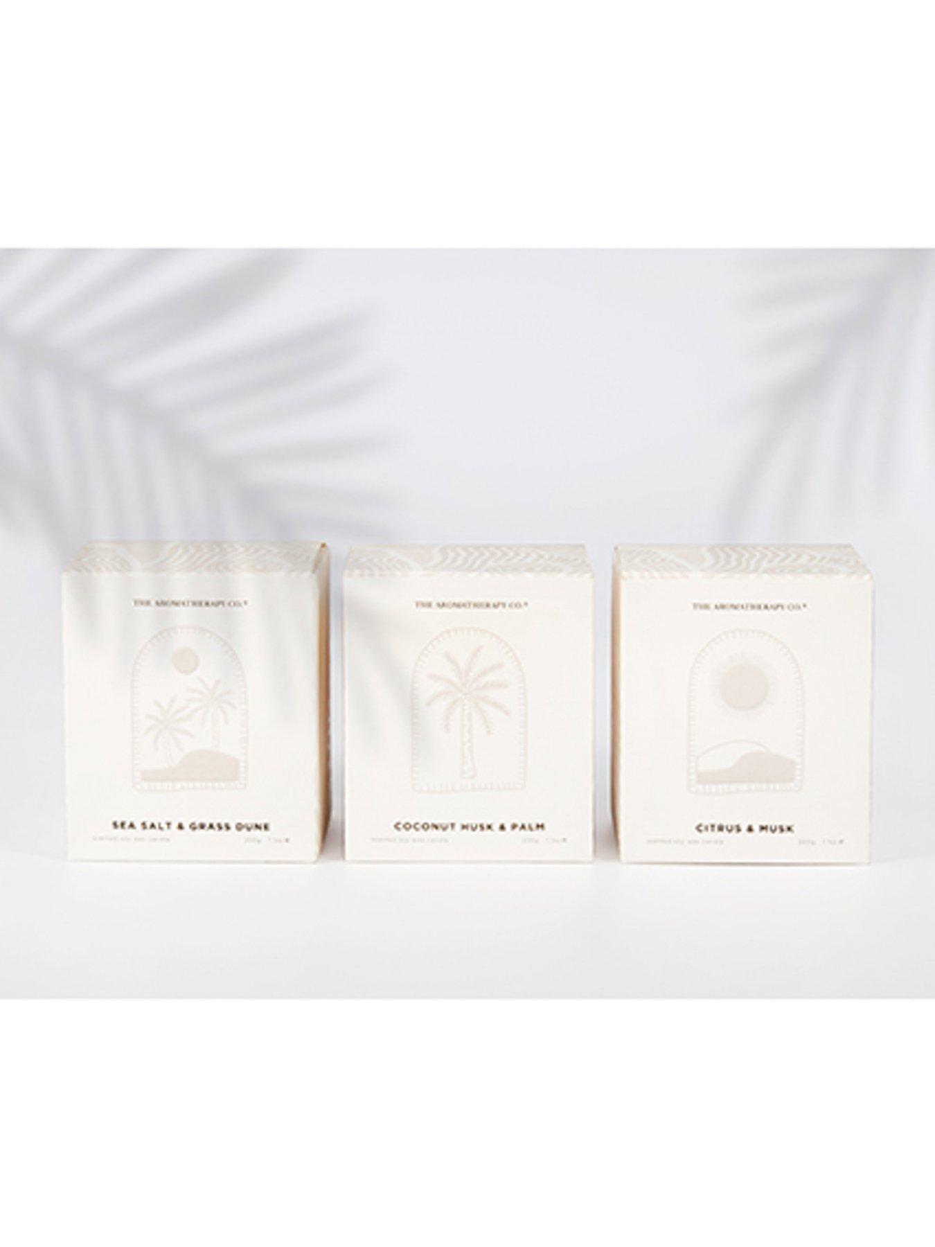 Image 4 of 7 of The Aromatherapy Co. Sunset Candle - Coconut Husk &amp; Palm