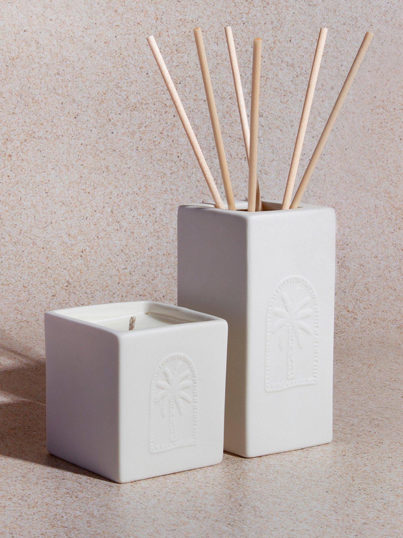 the-aromatherapy-co-sunset-candle-sea-salt-amp-grass-dunes