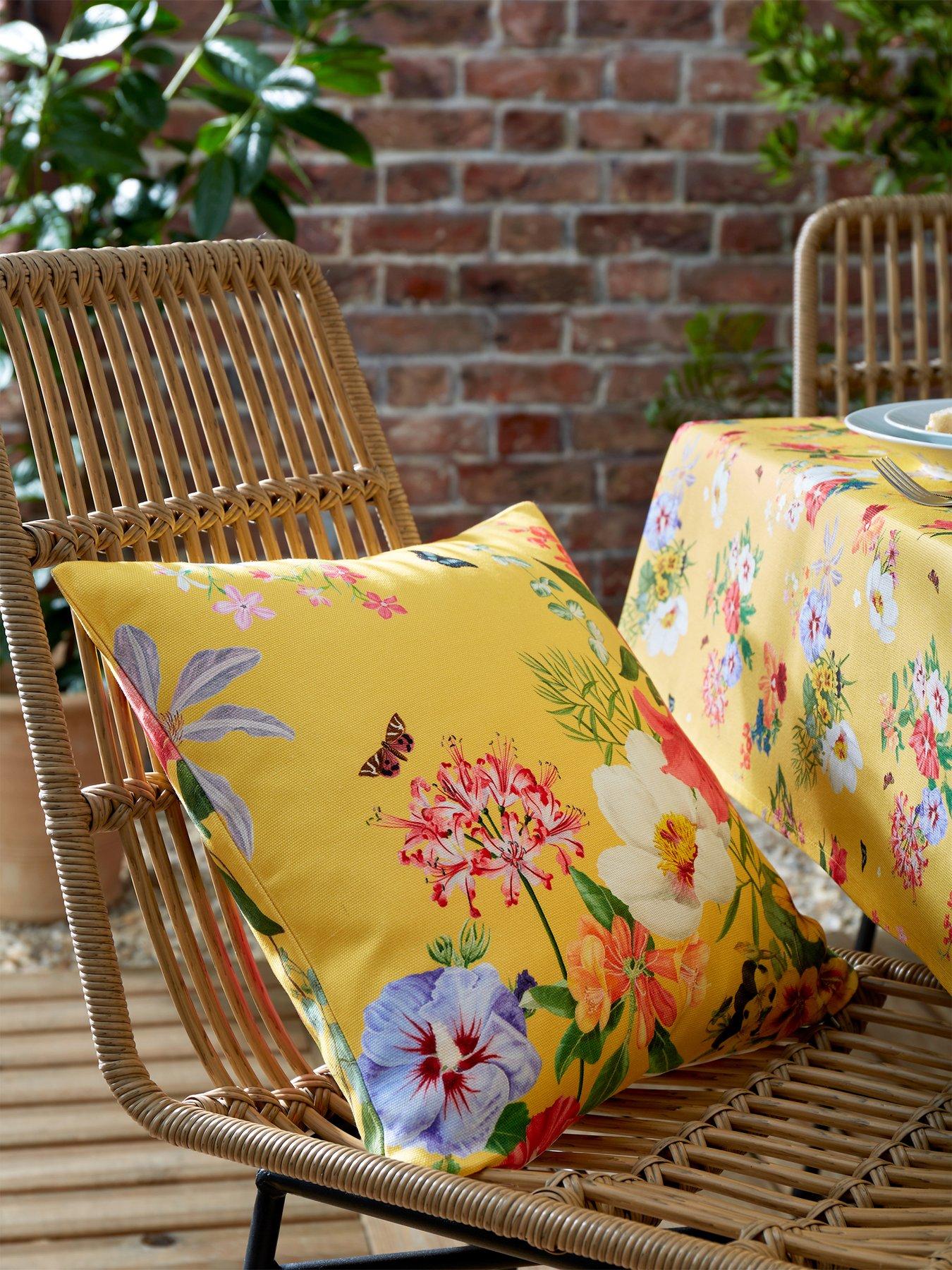 rhs-exotic-garden-indooroutdoor-cushion