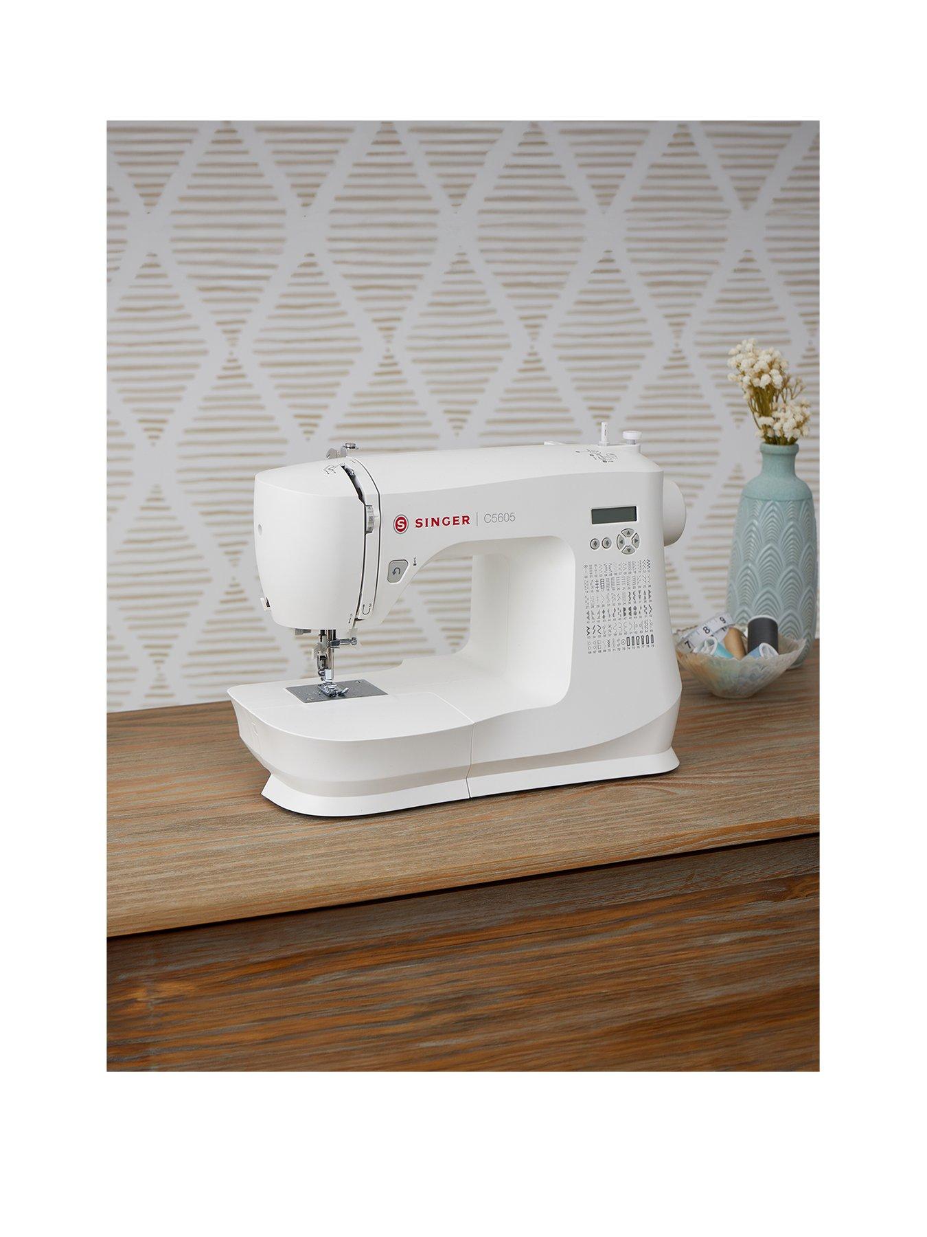 undefined COMPUTERISED C5605 SEWING MACHINE