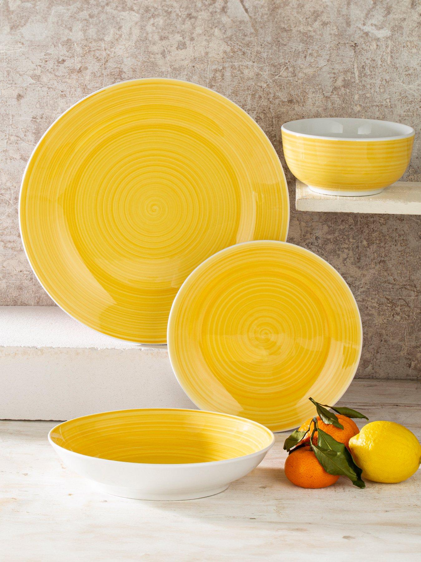 undefined Sunshine Yellow Spin Wash 16-Piece Dinner Set