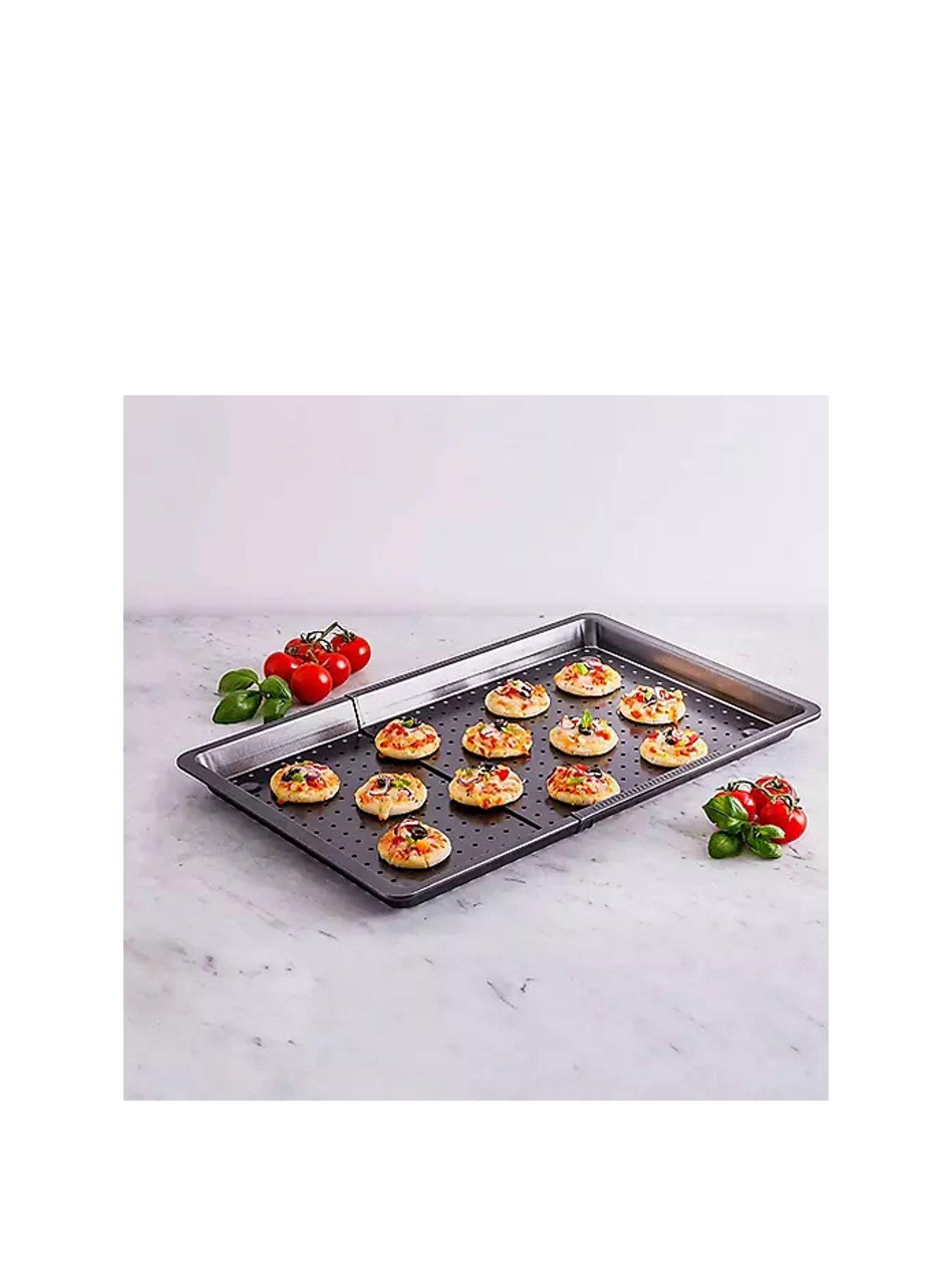  image of pyrex-magic-2-piece-crisp-and-bake-set