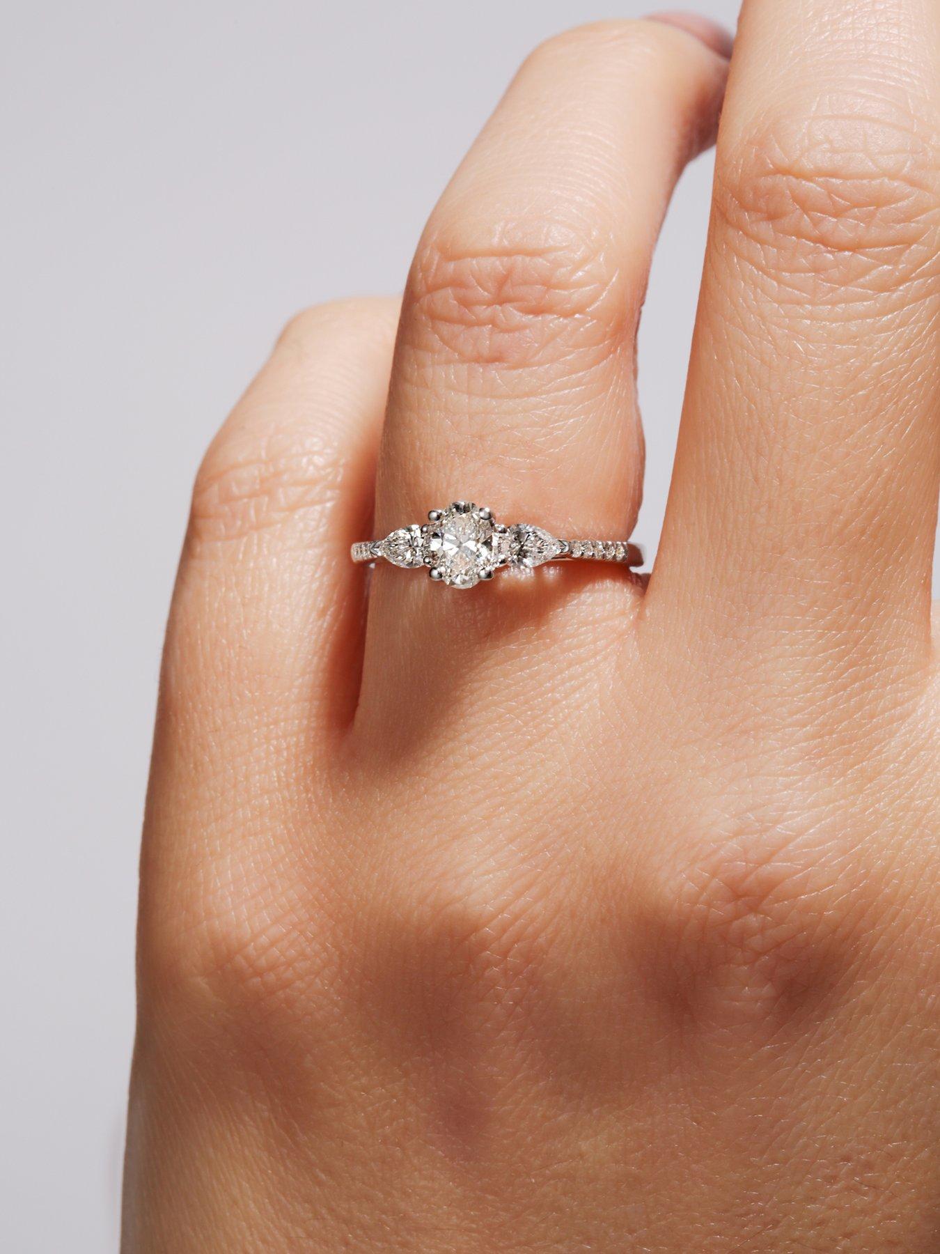  image of created-brilliance-alissa-9ct-white-gold-075ct-tw-lab-grown-diamond-engagement-ring