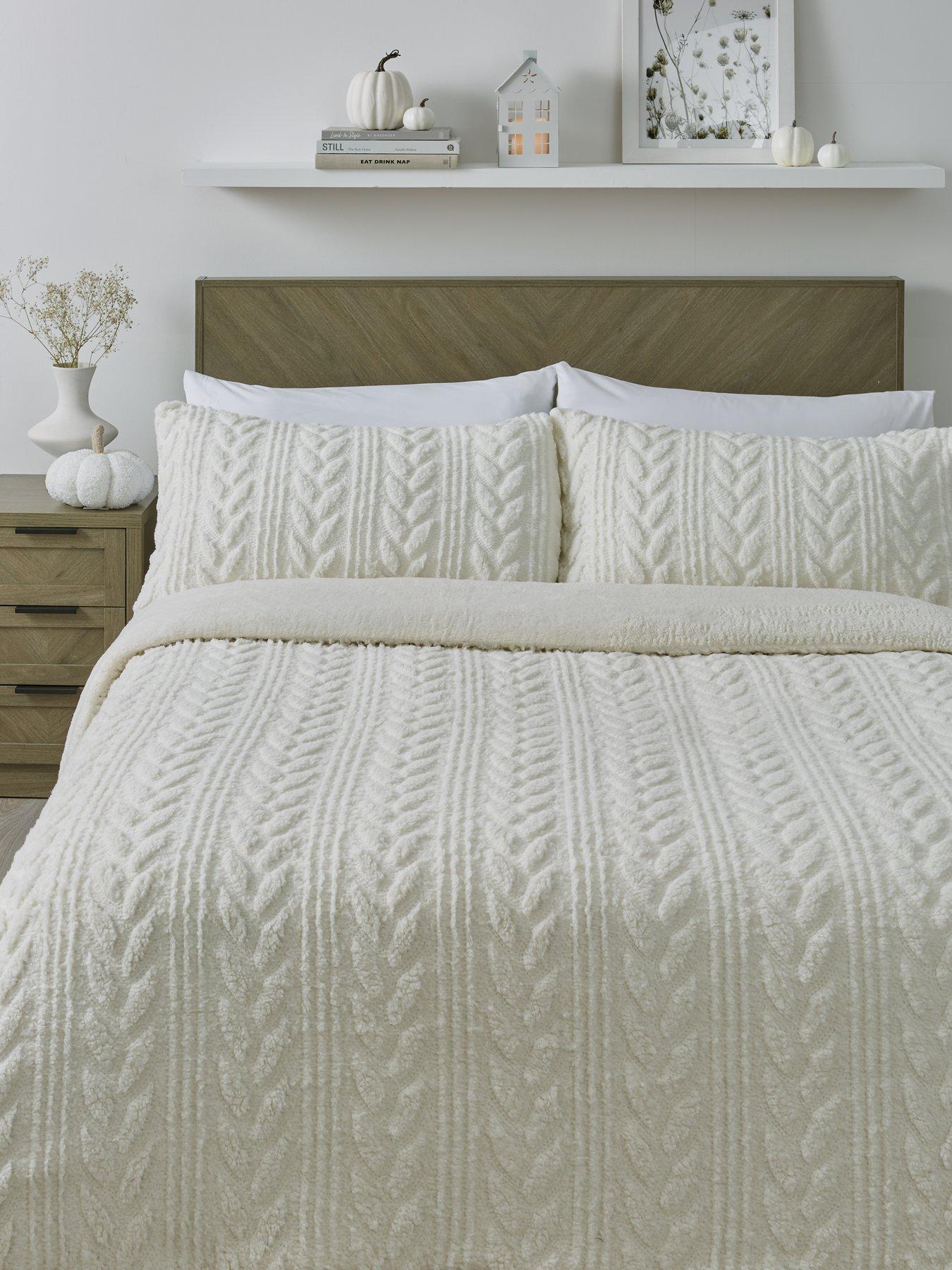 very-home-cosy-cable-knit-fleece-duvet-cover-set