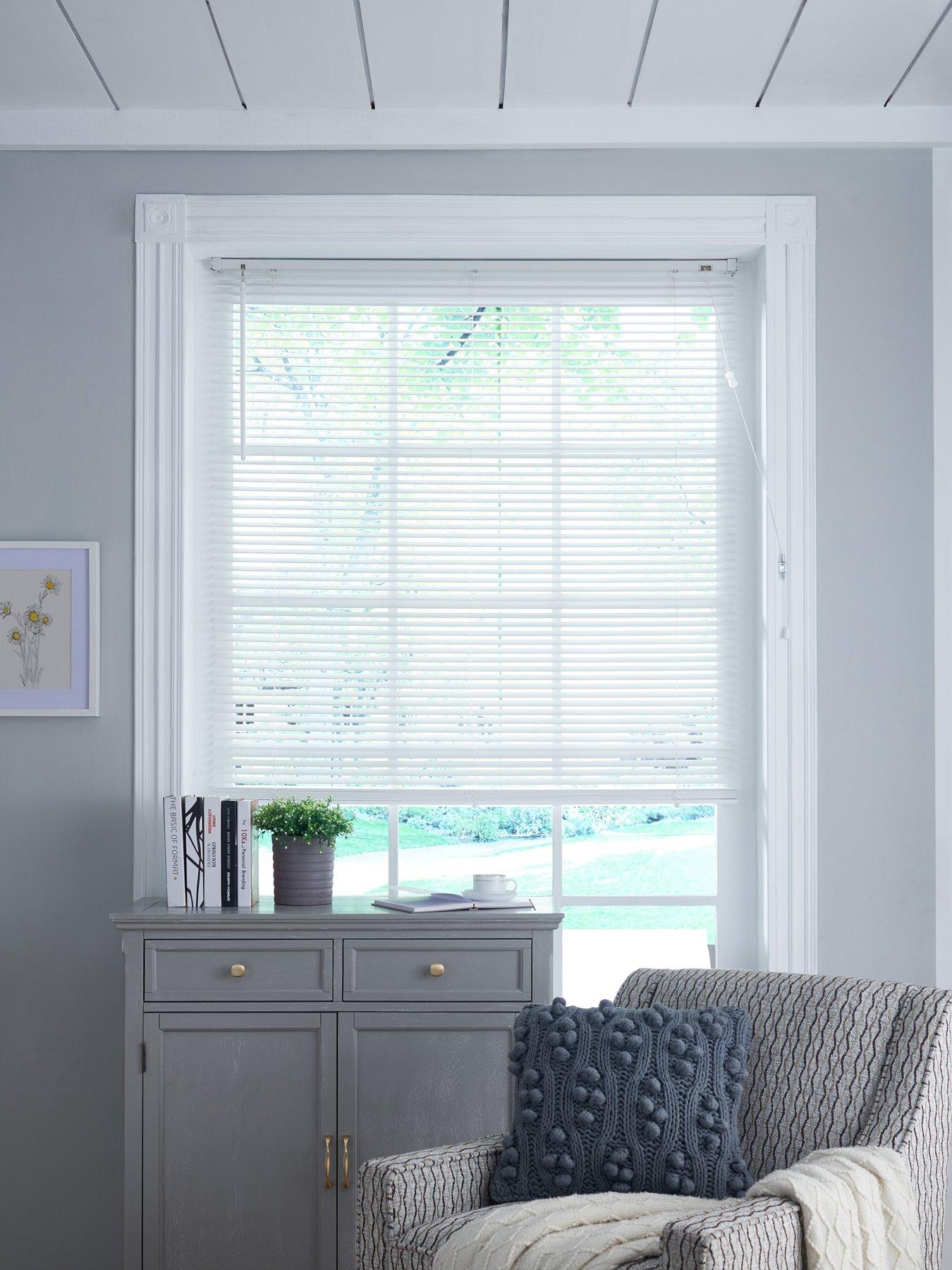 The Very Collection Wooden Venetian Blind - 25 mm slats