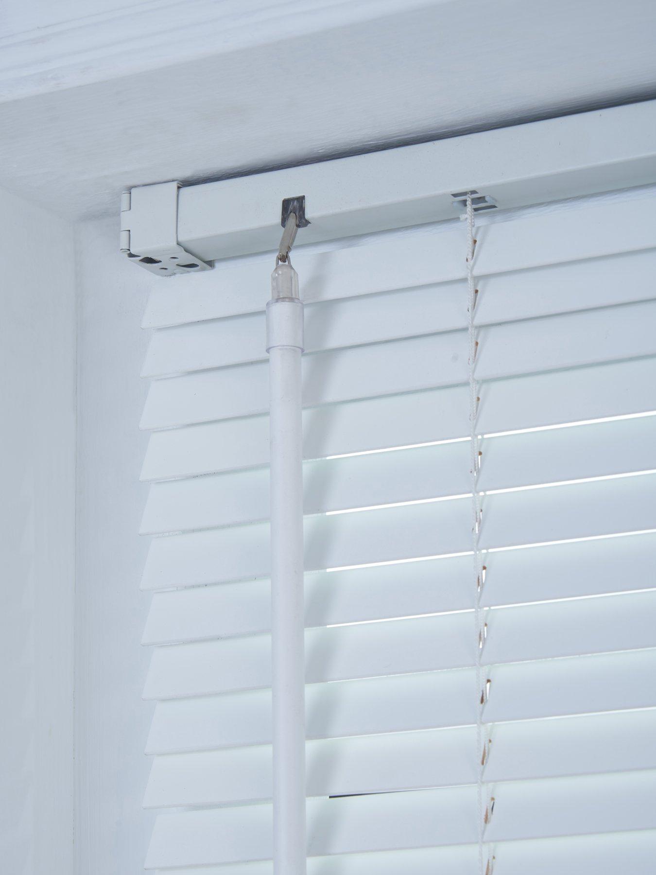 Image 3 of 6 of The Very Collection Wooden Venetian Blind - 25 mm slats - FSC&reg; Certified