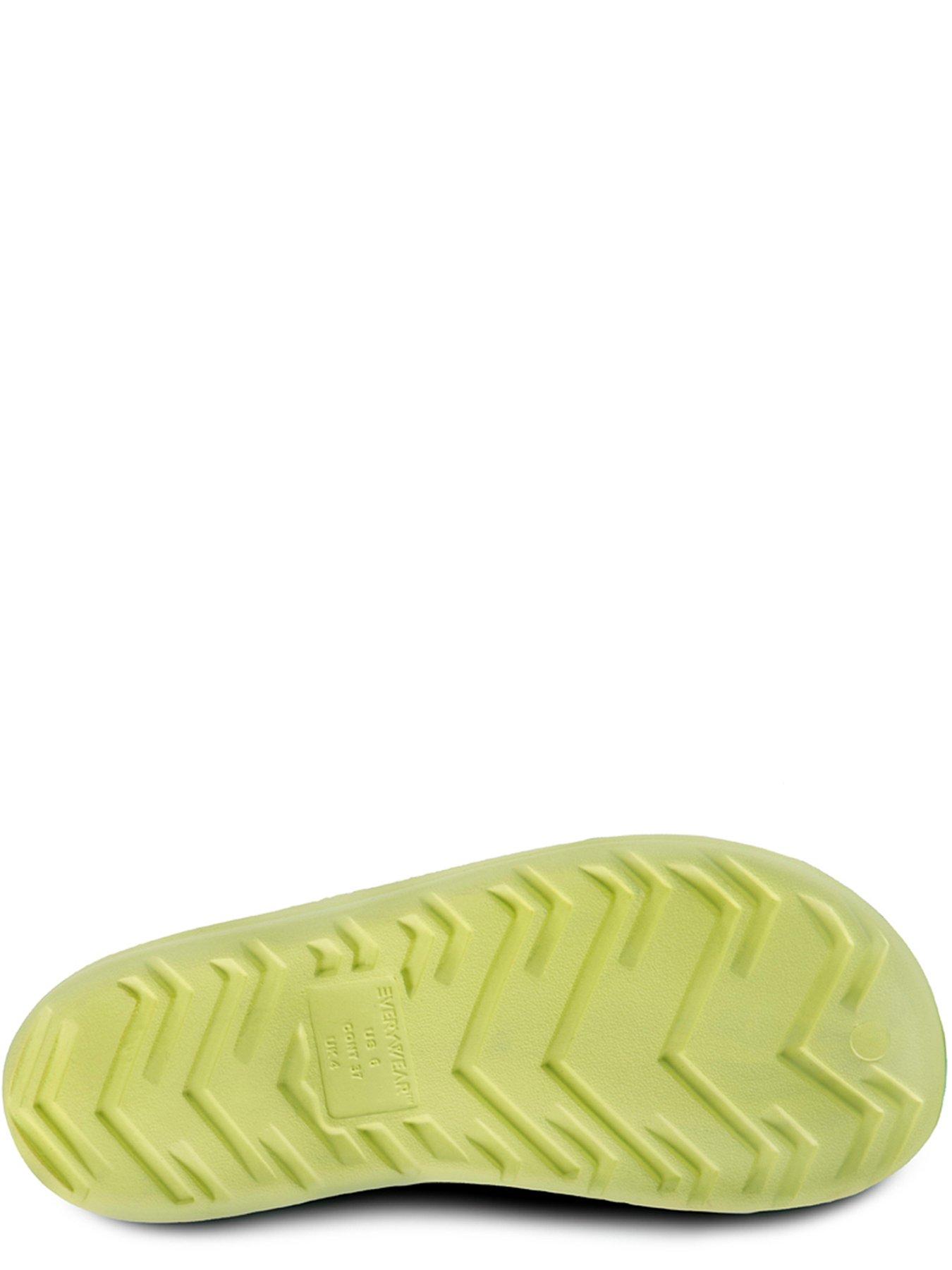  image of totes-solbounce-with-toe-post-sandals-lime