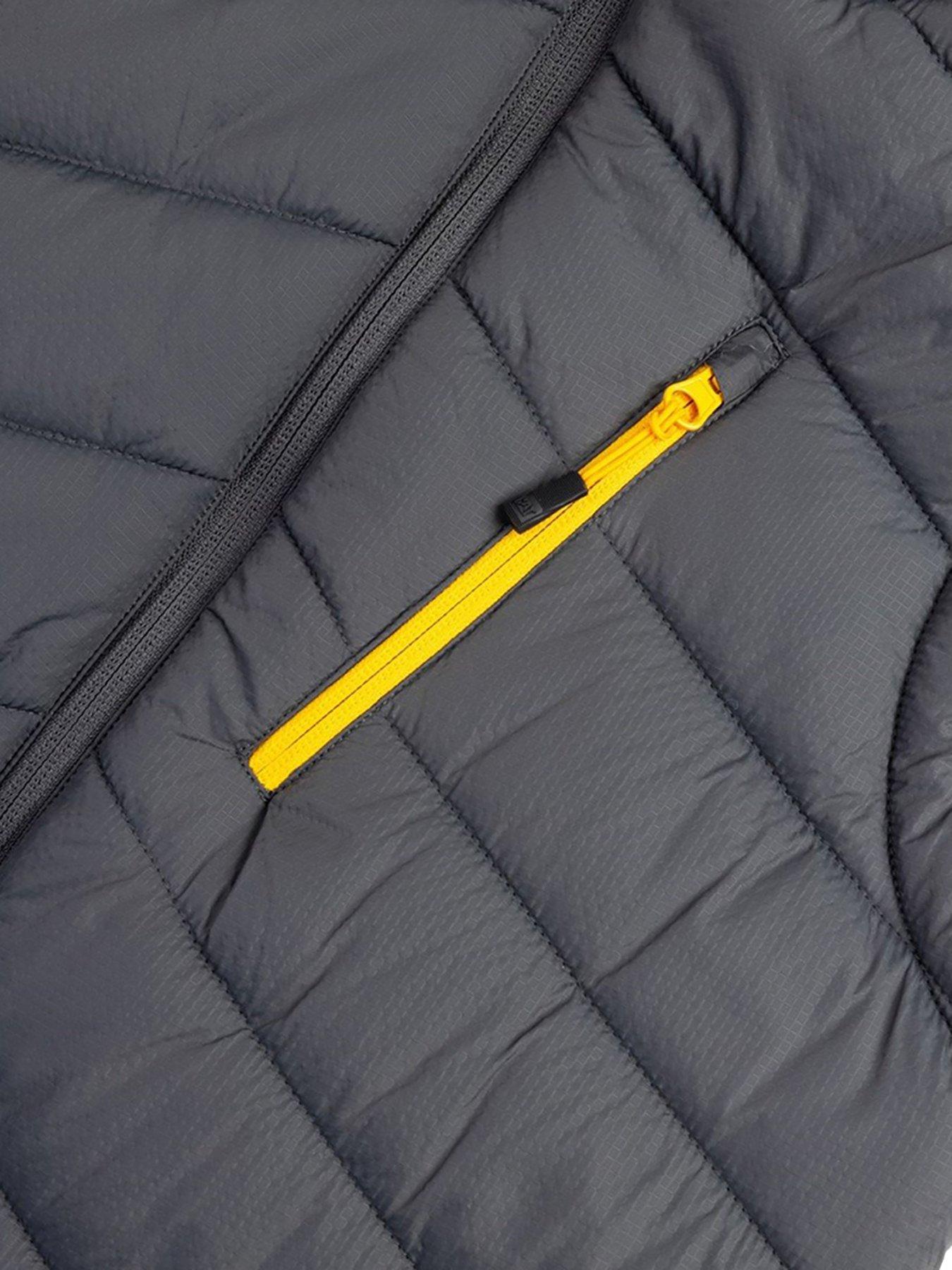  image of cat-essential-gilet-black