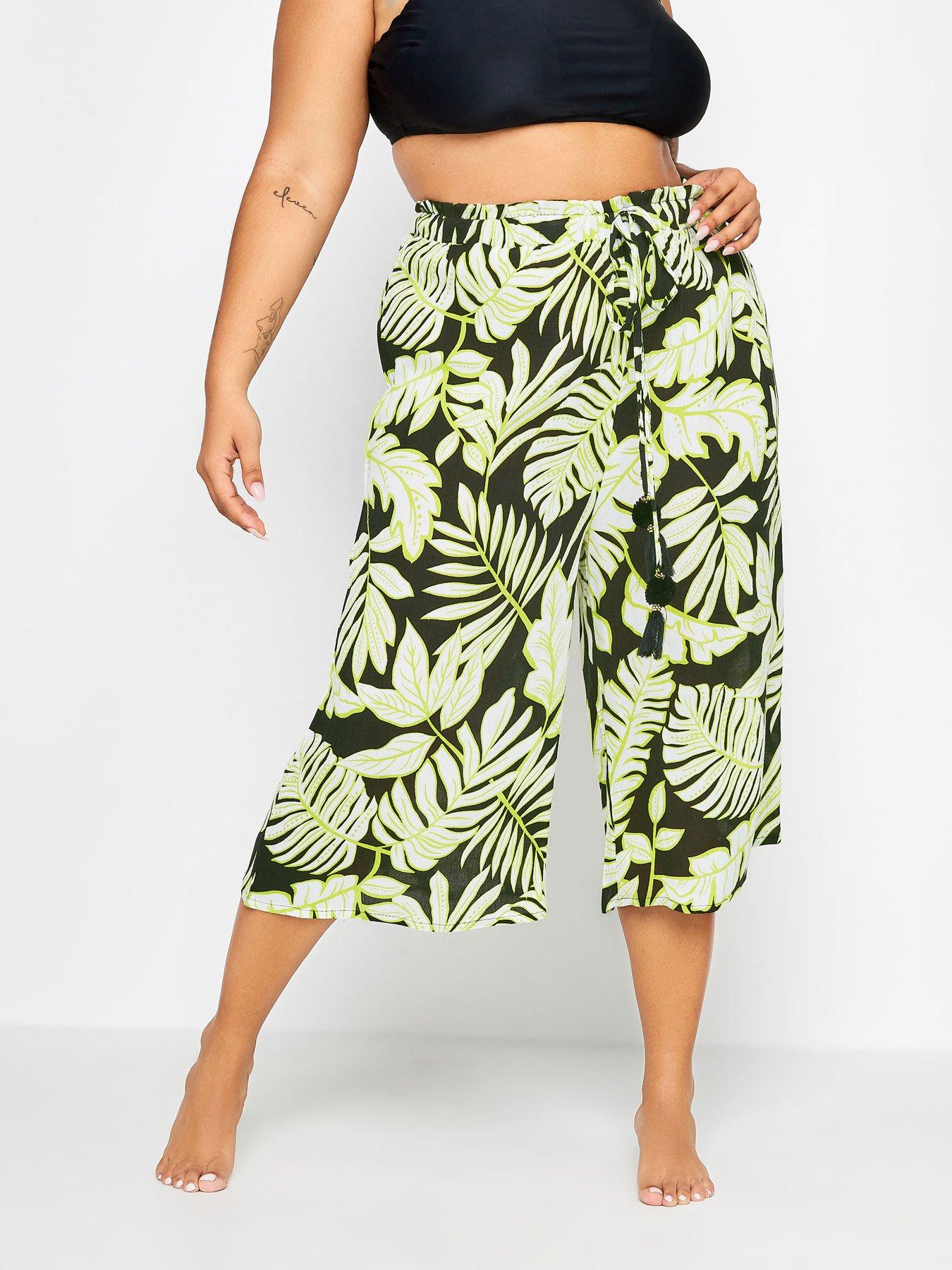 undefined Curve Graphic Leaf Culotte - Black