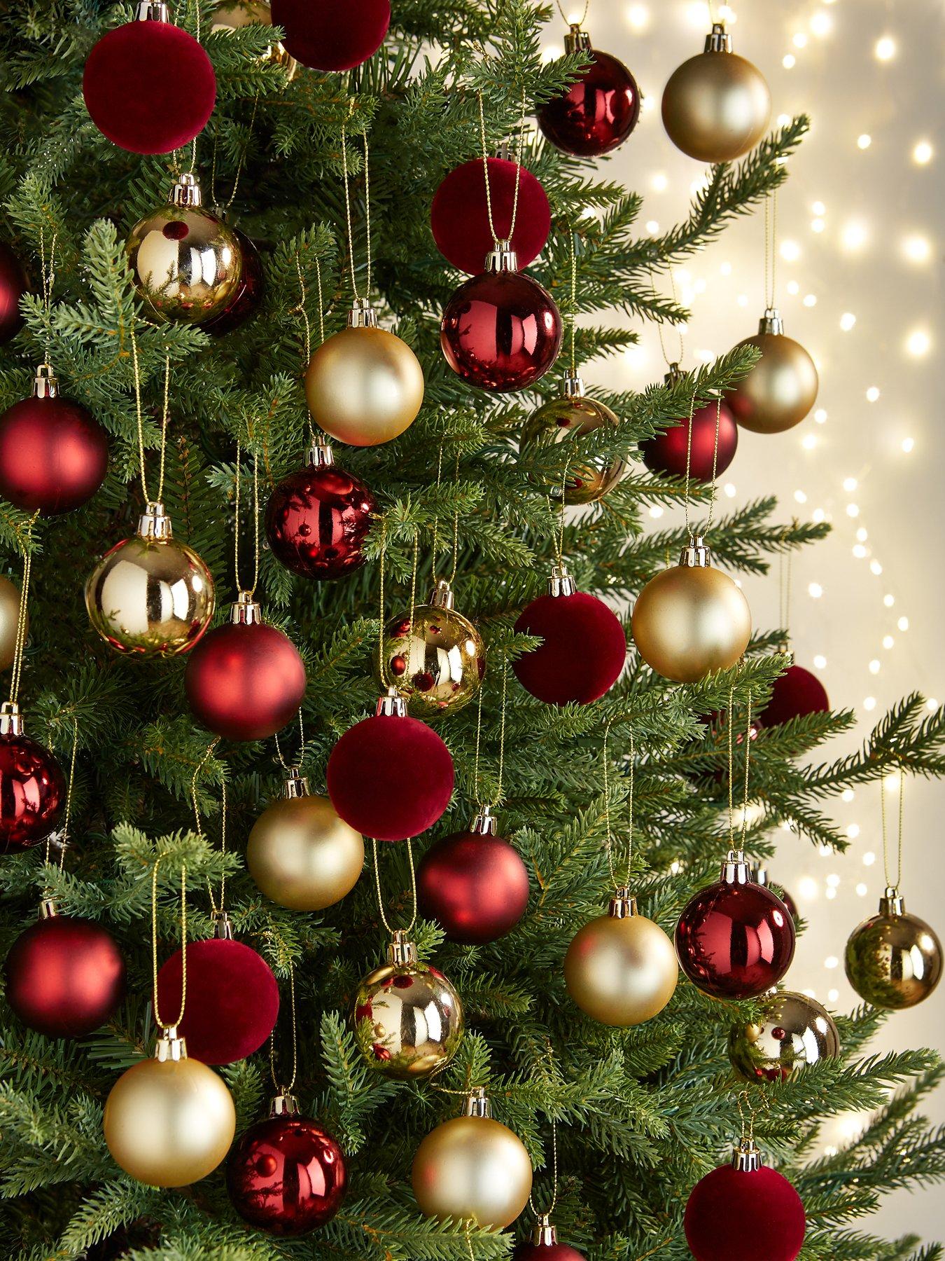 undefined Gingerbread Tree Filler Set of 50 Baubles - Red and Gold
