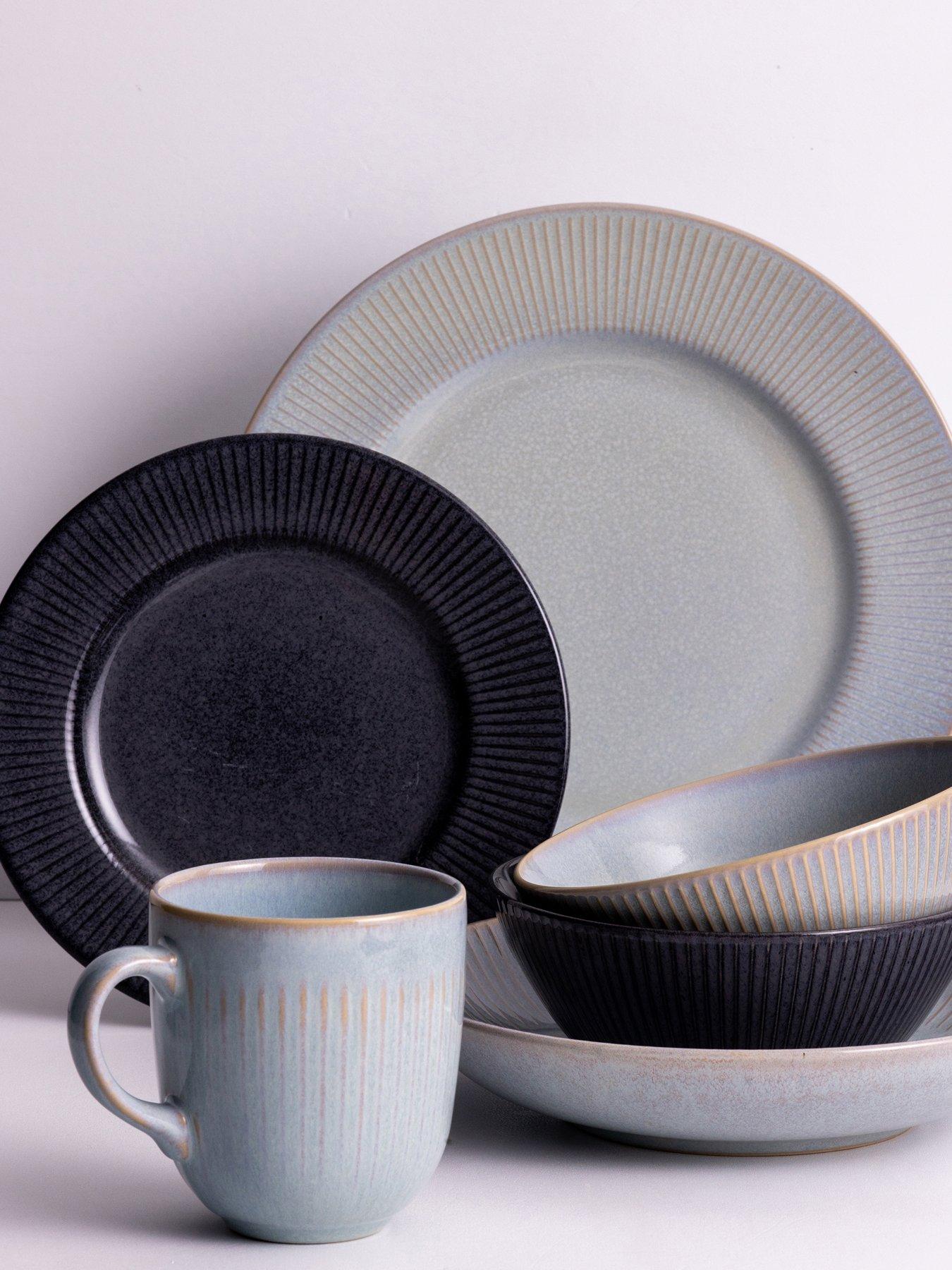 Mason Cash Reactive Linear Set of 4 Side Plates – Black