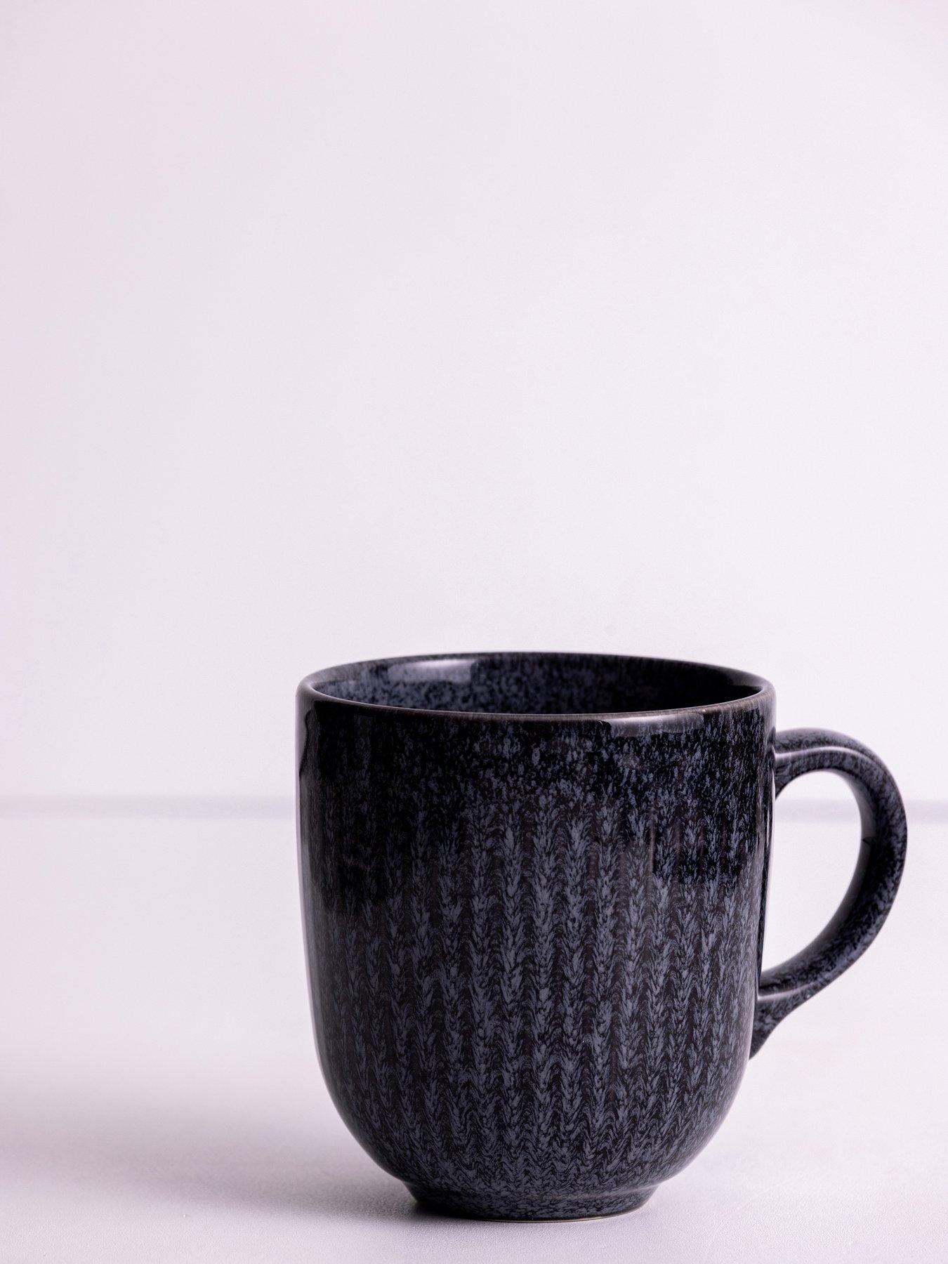 Mason Cash Reactive Linear Set of 4 Mugs – Black