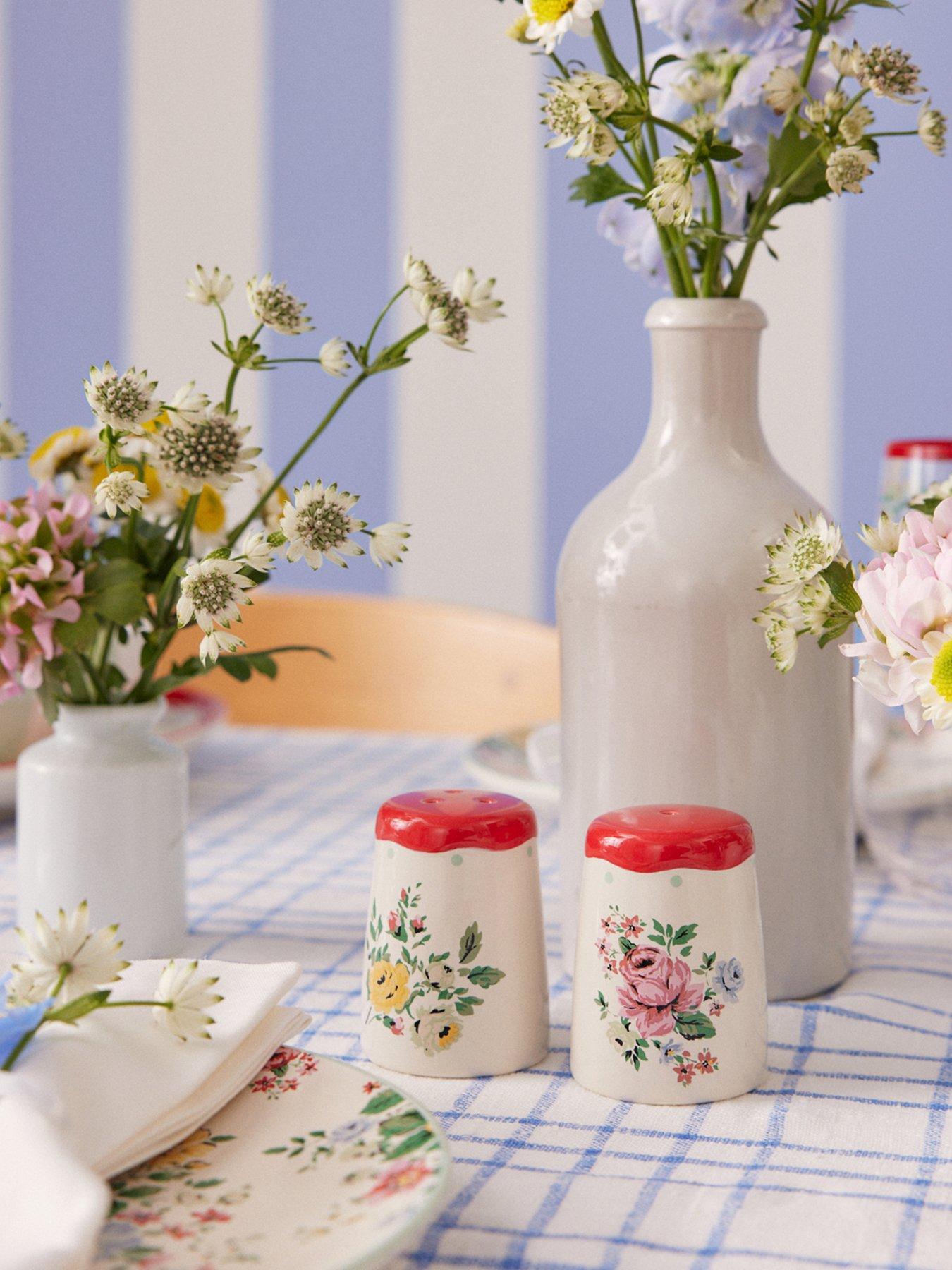 undefined Feels Like Home Salt and Pepper Shakers
