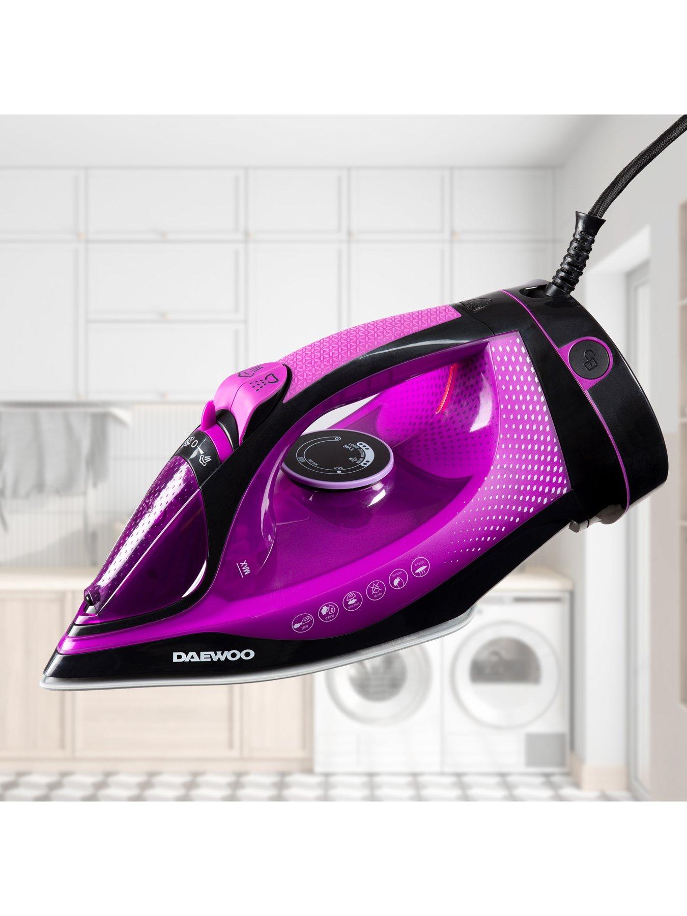  image of daewoo-2200w-free-glide-cordless-steam-iron
