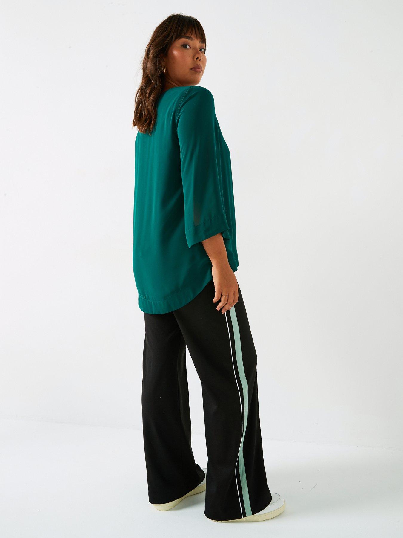 Image 6 of 6 of V by Very Curve 3/4 Sleeve Chiffon Blouse - Green