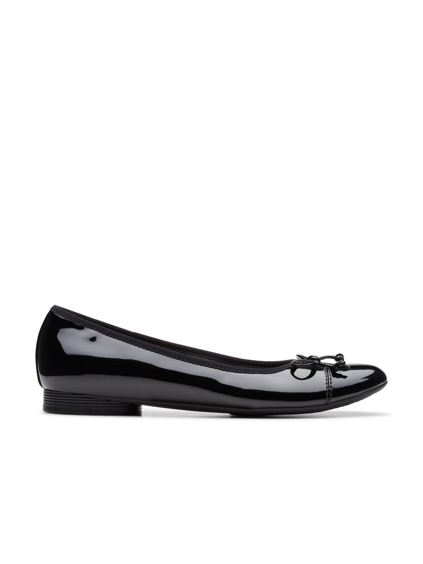 Image 6 of 7 of Clarks Womens Loreleigh Rae Glossy Patent Bow Detail Lightweight Ballet Pumps - Black
