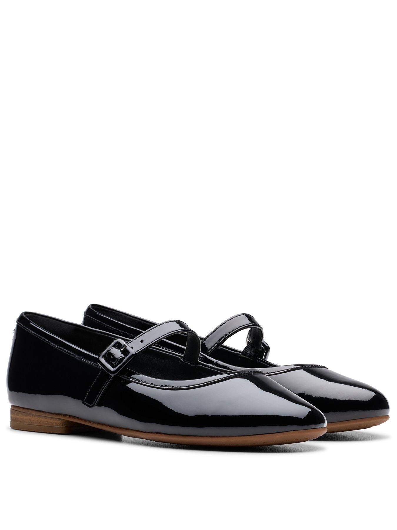  image of clarks-fawna-sky-patent-shoe
