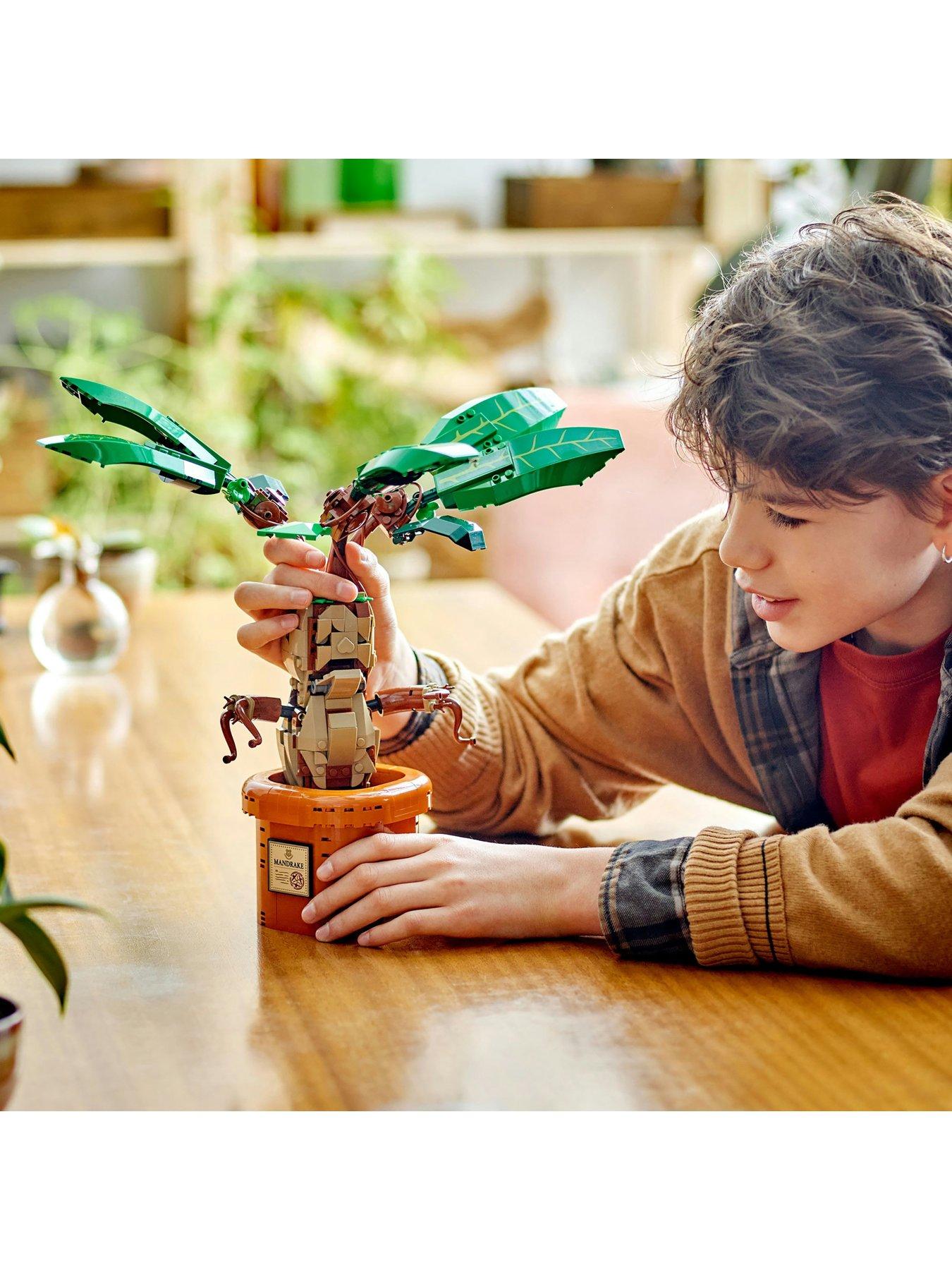  image of lego-harry-potter-mandrake-magical-plant-toy-76433