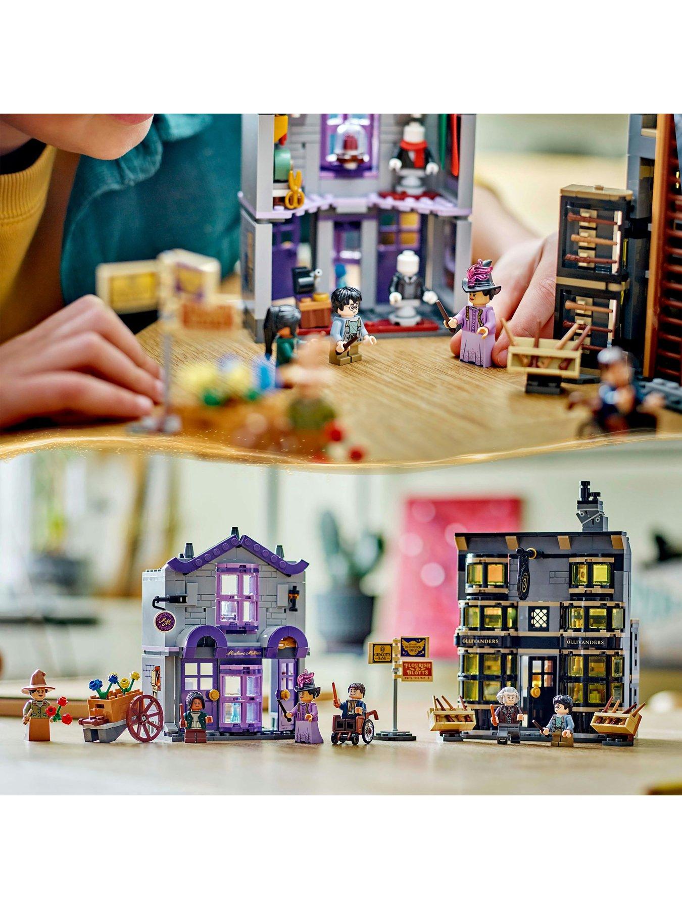  image of lego-harry-potter-ollivanders-amp-madam-malkins-robes-76439
