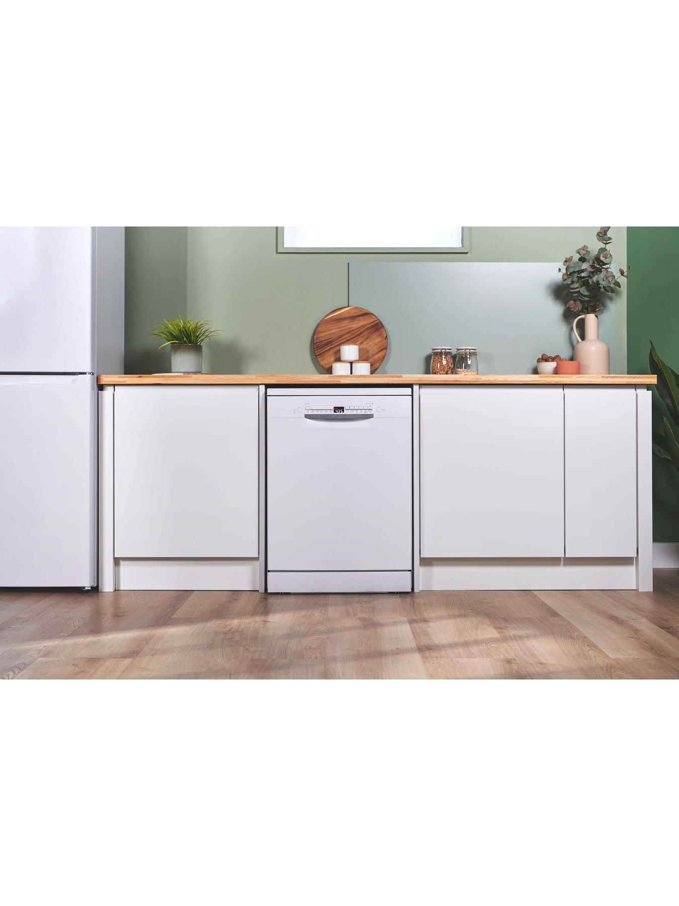 Image 4 of 8 of Bosch Series 2 SMS2HVW67G Fullsize, 14-Place Setting Freestanding Dishwasher - 6 programmes, Vario baskets, Vario Drawer, 5 options, 46dB, 9L - White