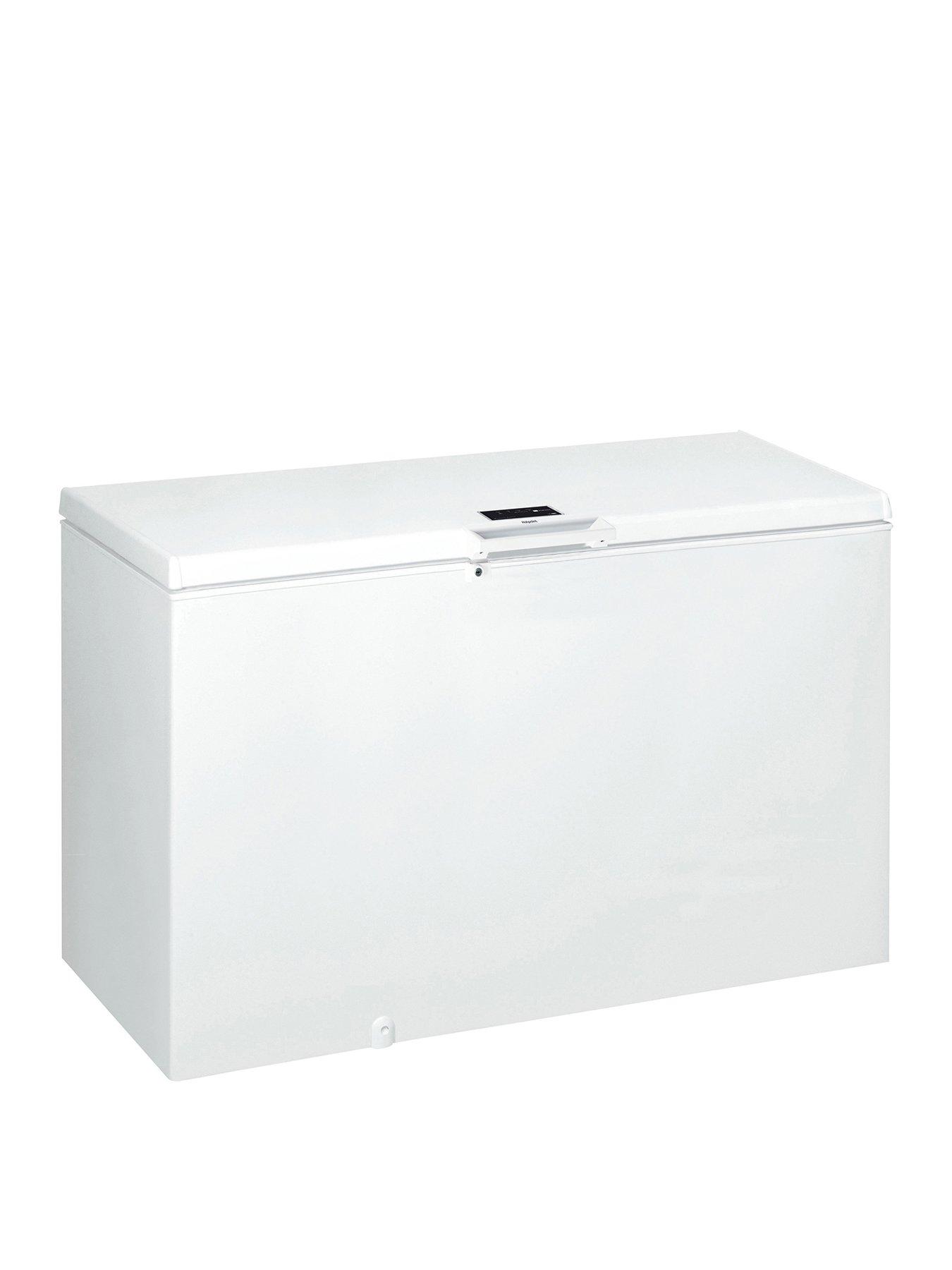 front image of hotpoint-low-frost-cs2a400hfmfa1-chest-freezer-white