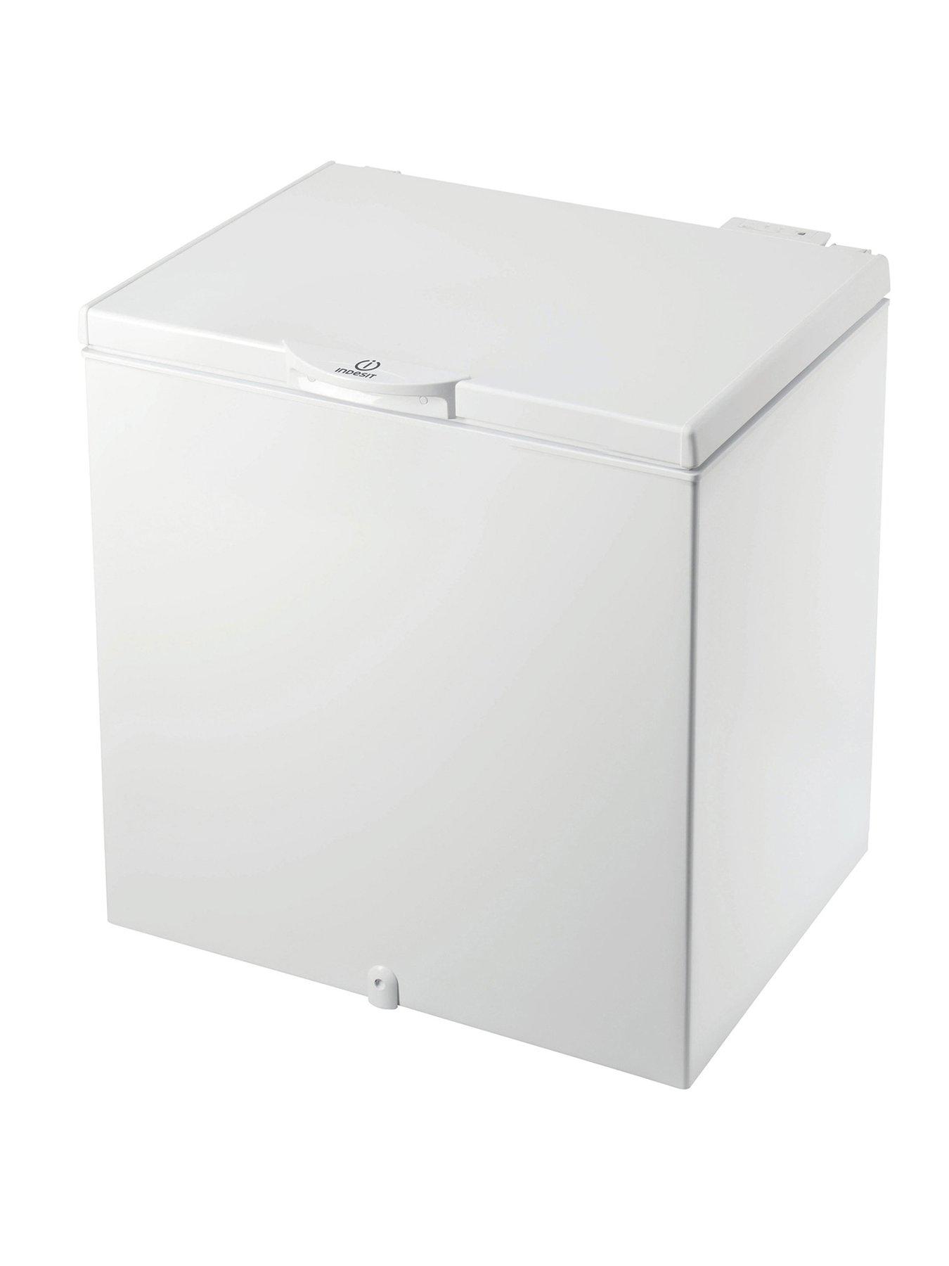 Indesit OS2A200H21 202-Litre Low Frost Chest Freezer - White
