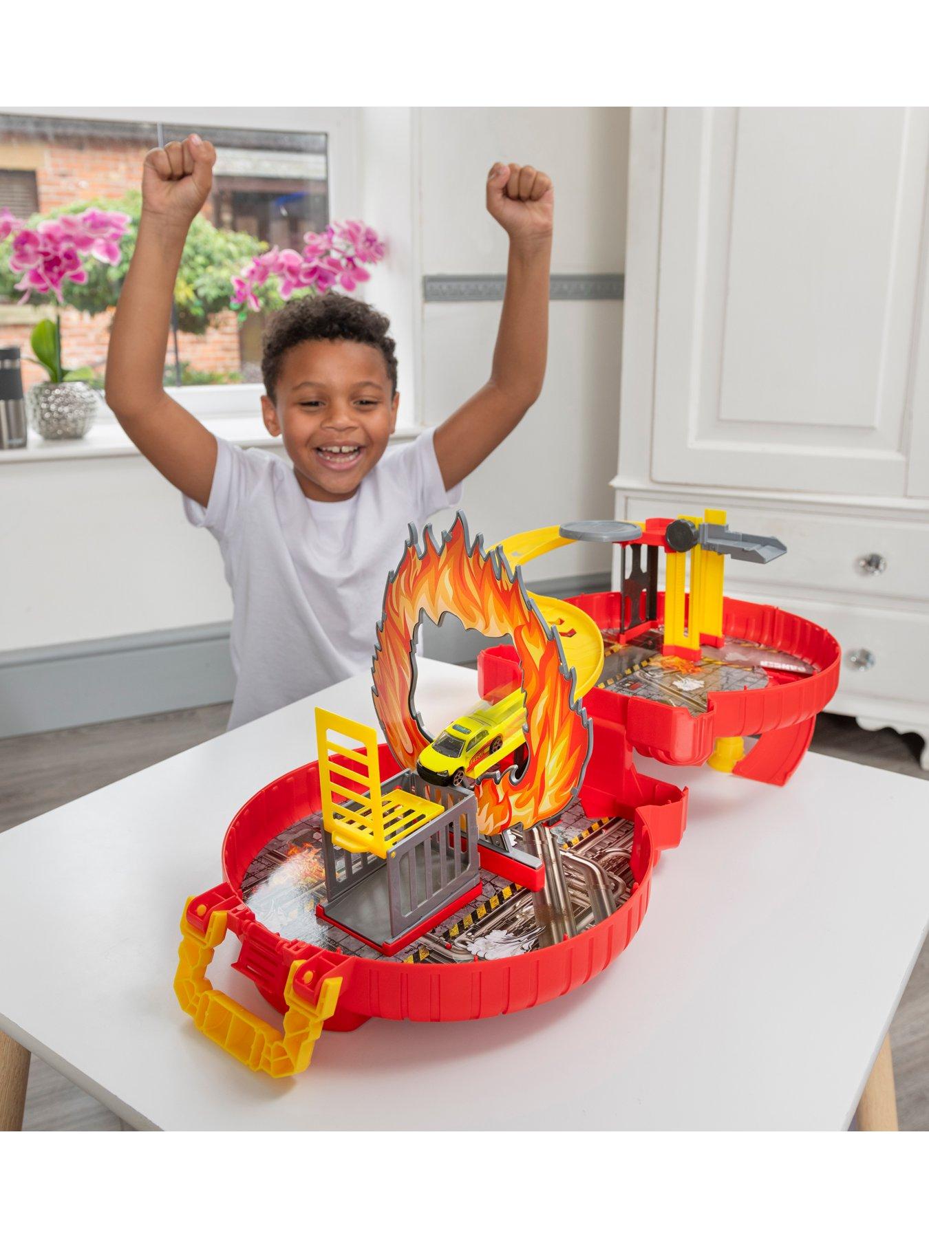 Image 2 of 7 of Teamsterz Emergency City Packaway Wheel Playset + 1 Car