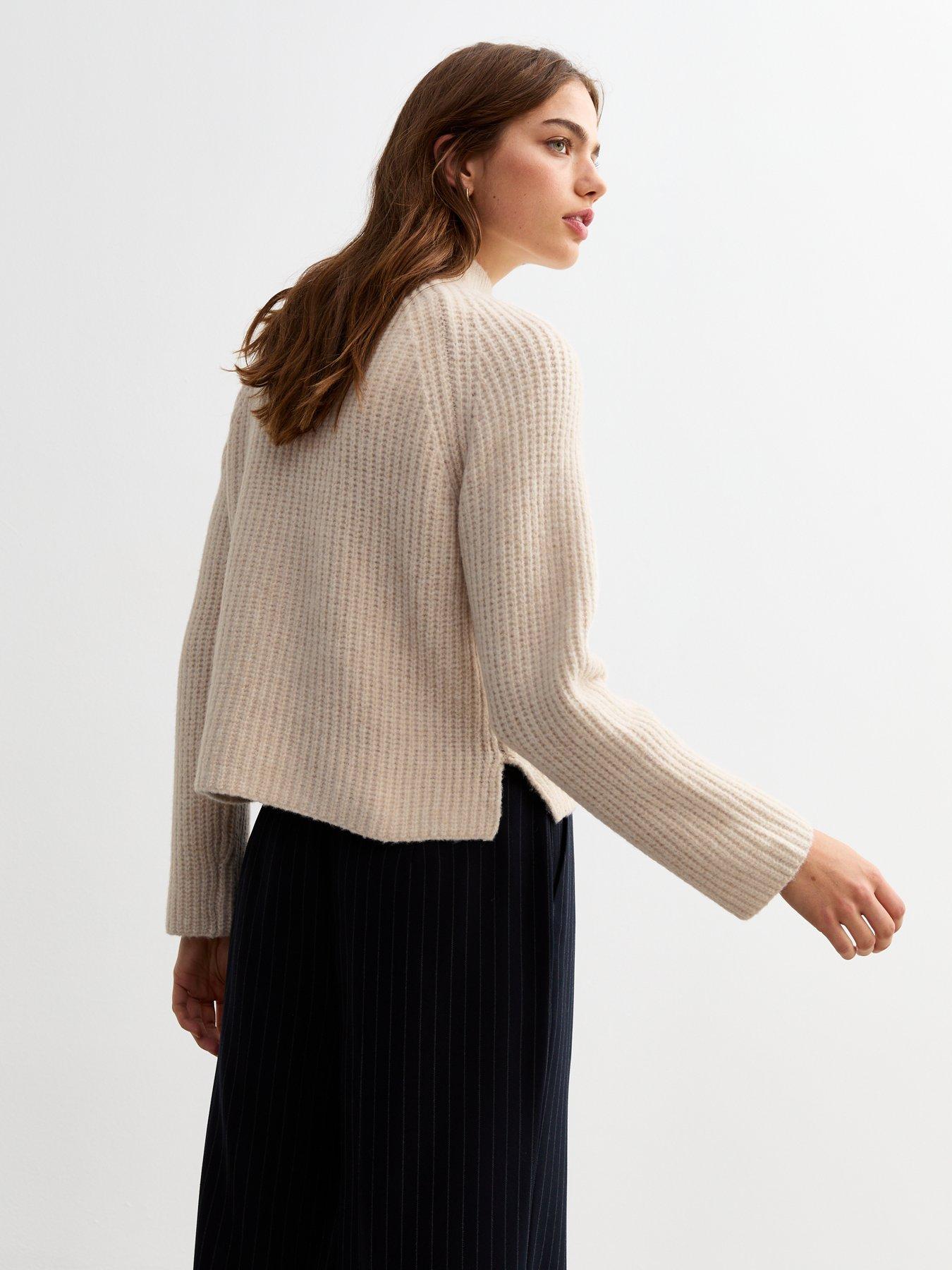 19313 Side Button Jumper - Beige