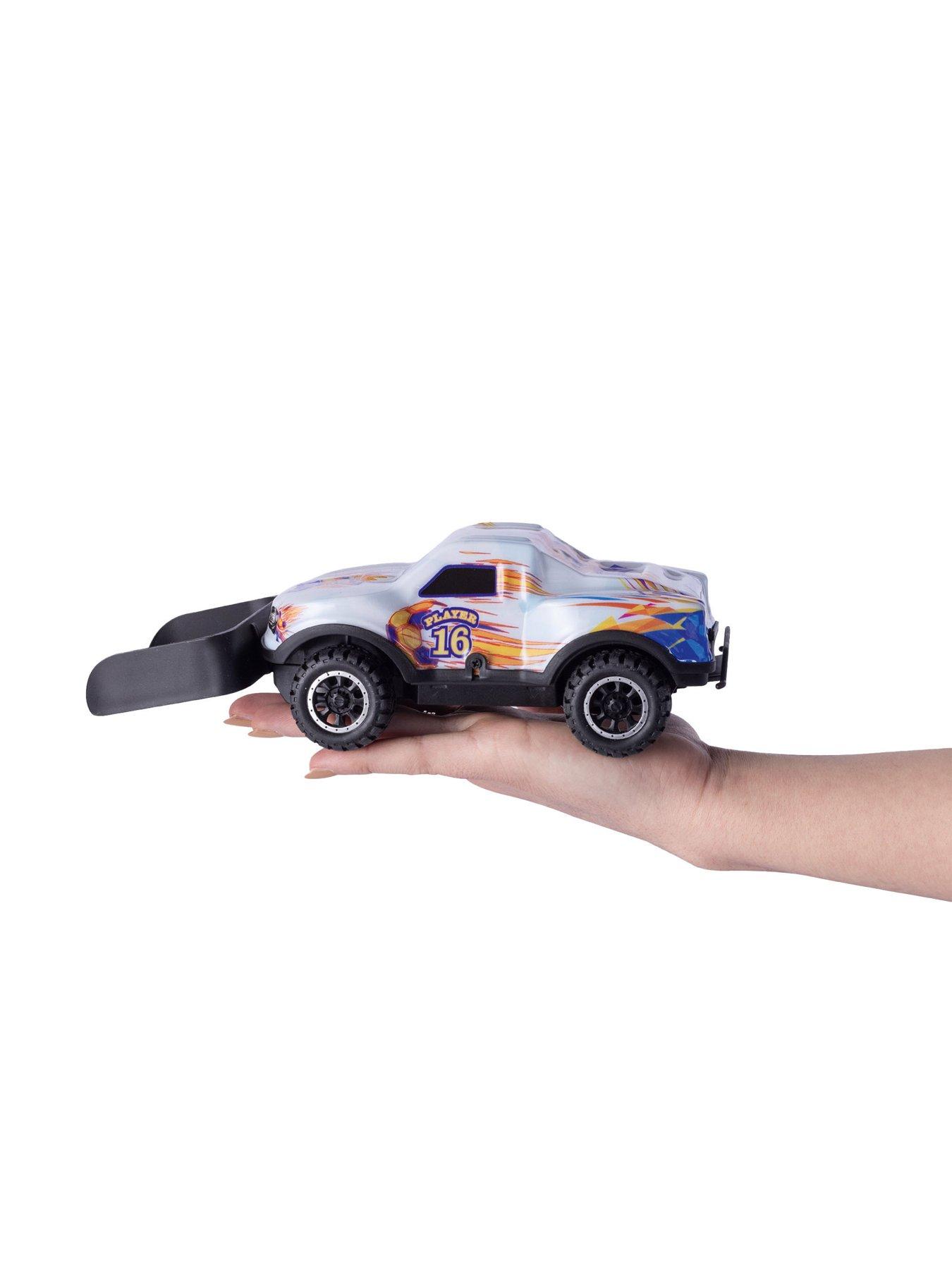Image 2 of 6 of Carrera RC Cars "Revell Football League"