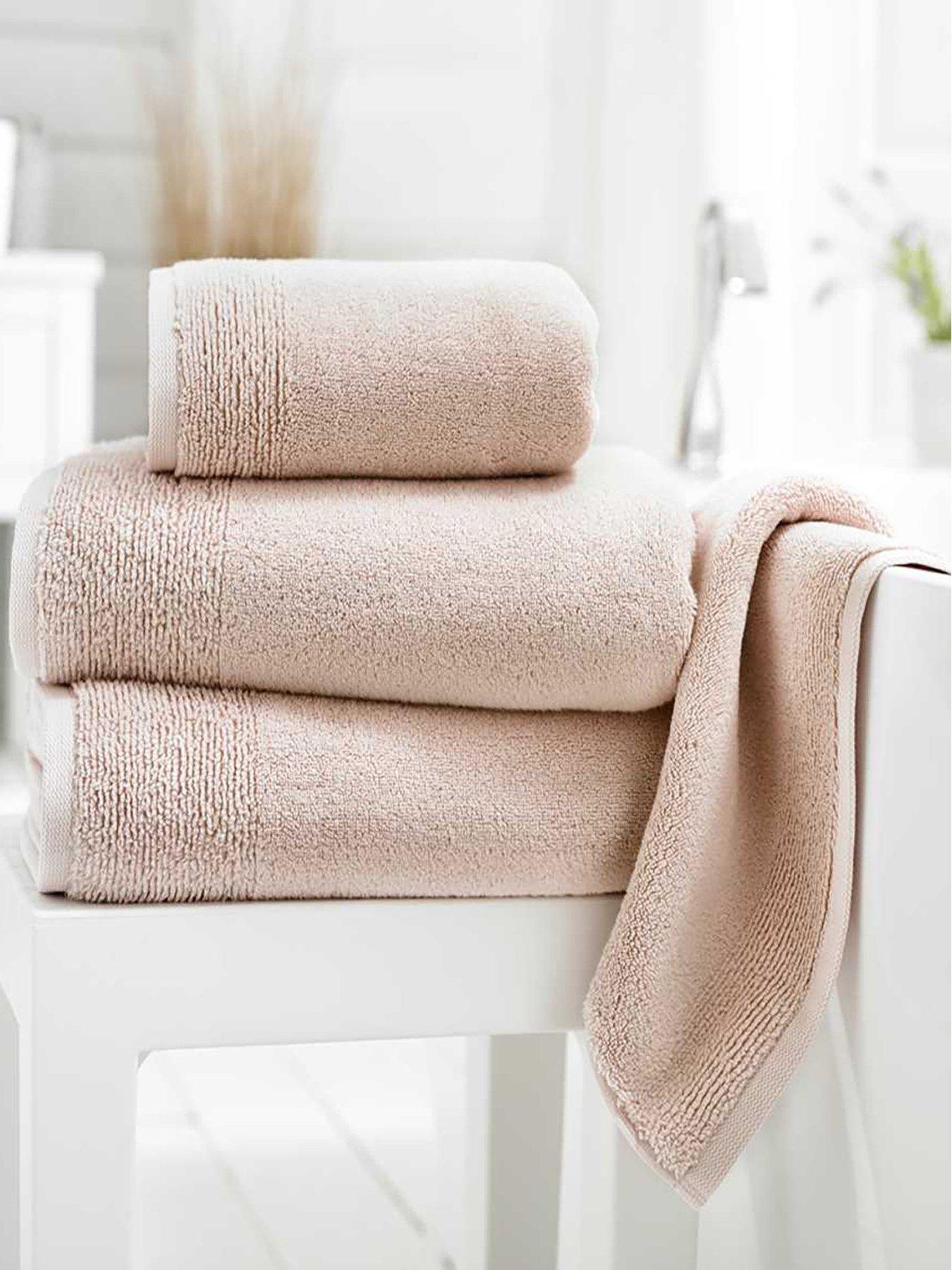 undefined Palazzo Zero Twist Bath Towel Collection