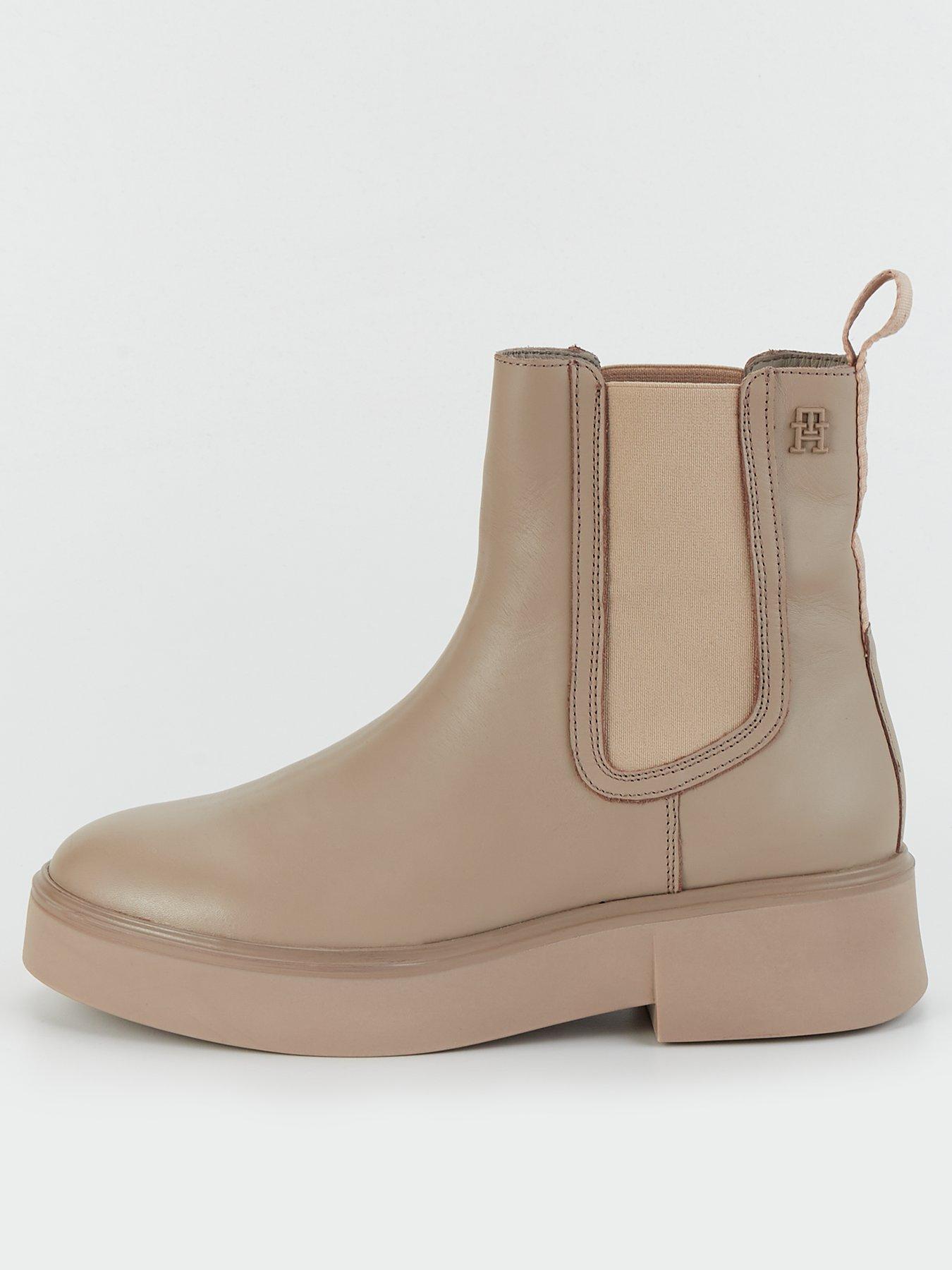 undefined Leather Ankle Chelsea Boots - Beige