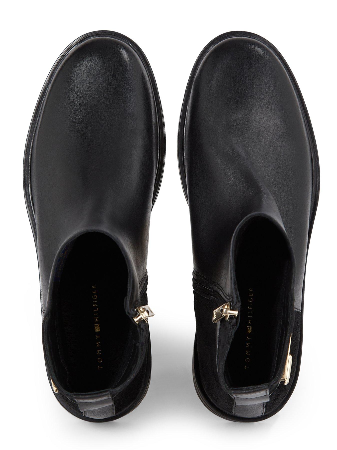  image of tommy-hilfiger-logo-leather-chelsea-boots-black
