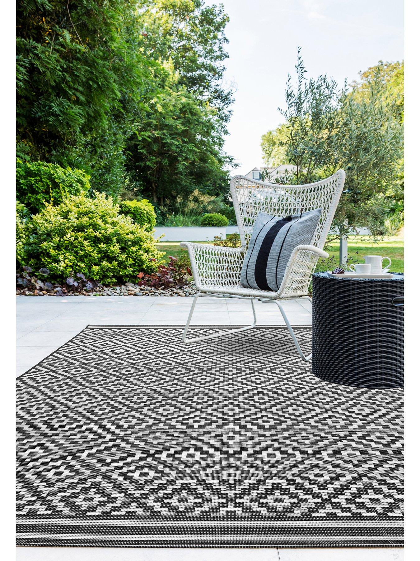 Asiatic Patio Diamond Indoor/Outdoor Rug
