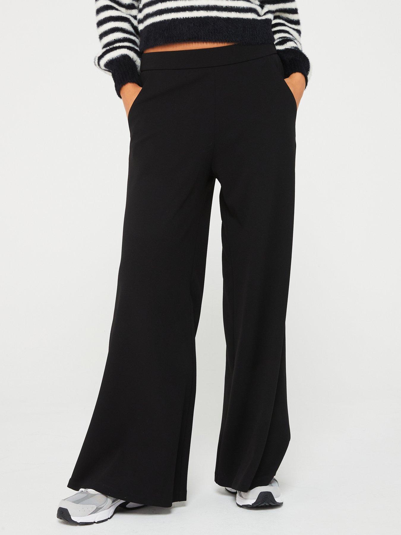undefined Wide Leg Flowy Trousers - Black