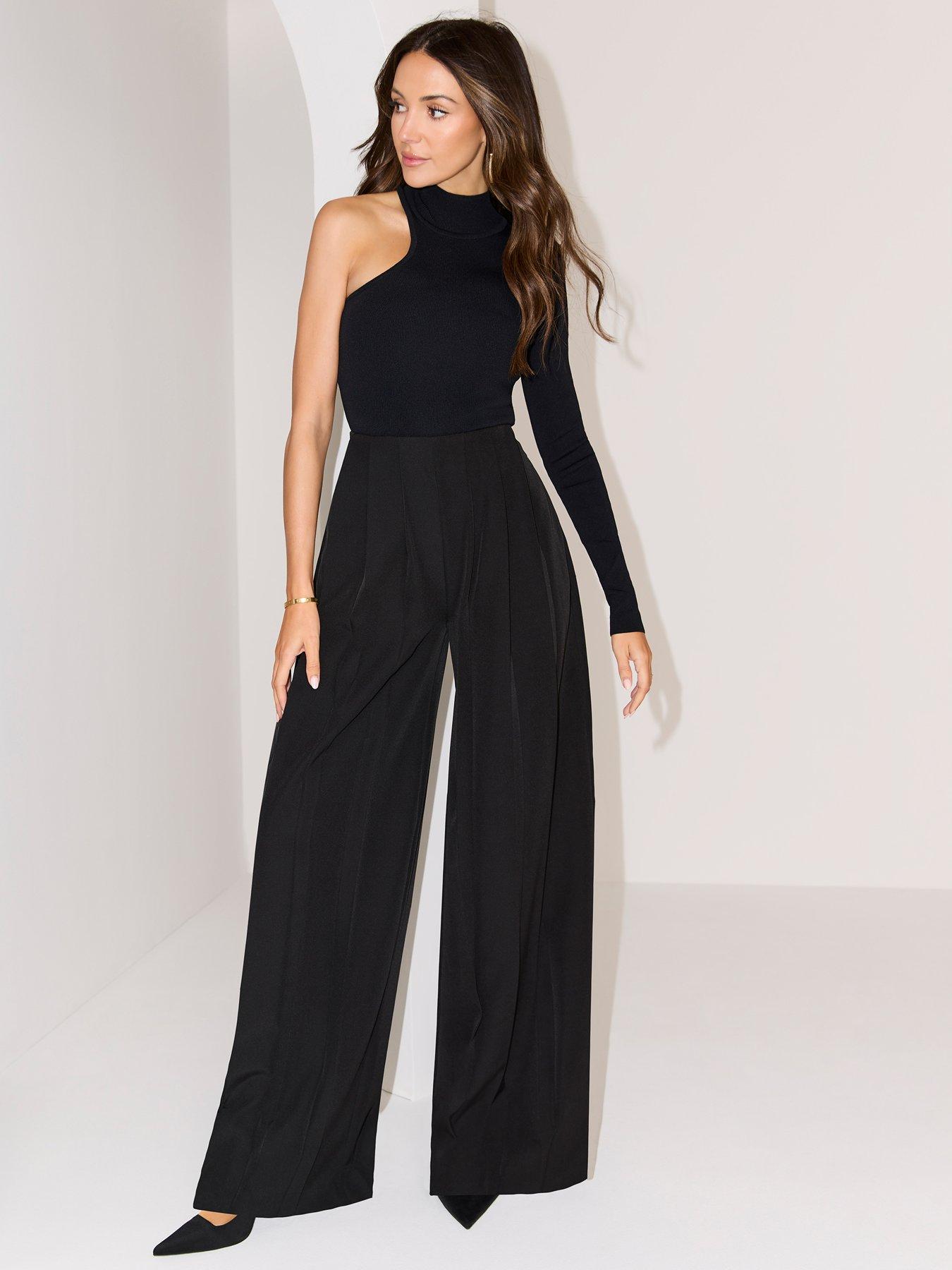 undefined Pleated Wide Leg Trousers - Black