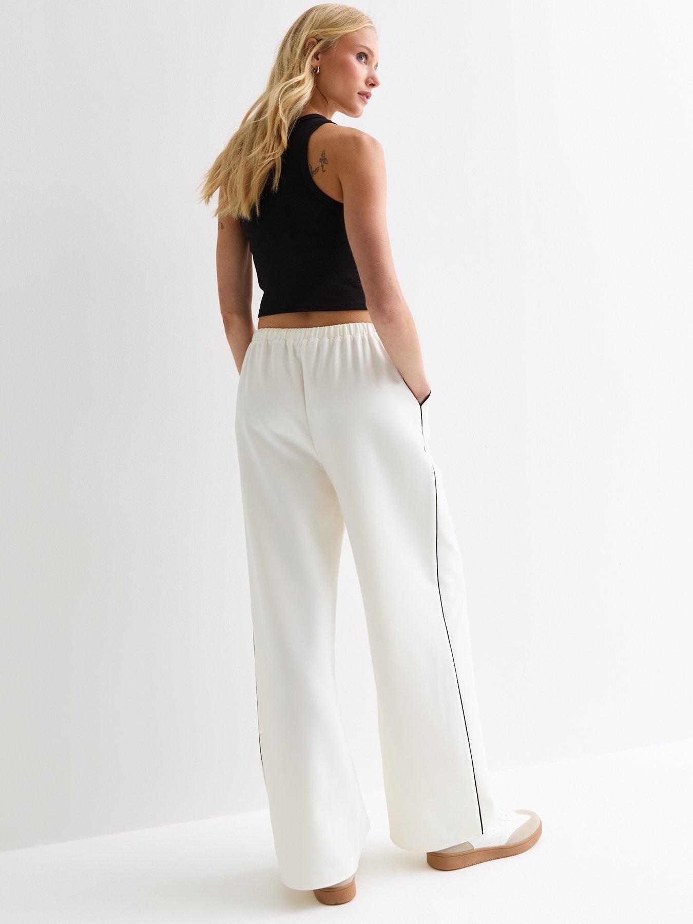 Image 2 of 4 of New Look Off Elasticated-Waist Joggers - White