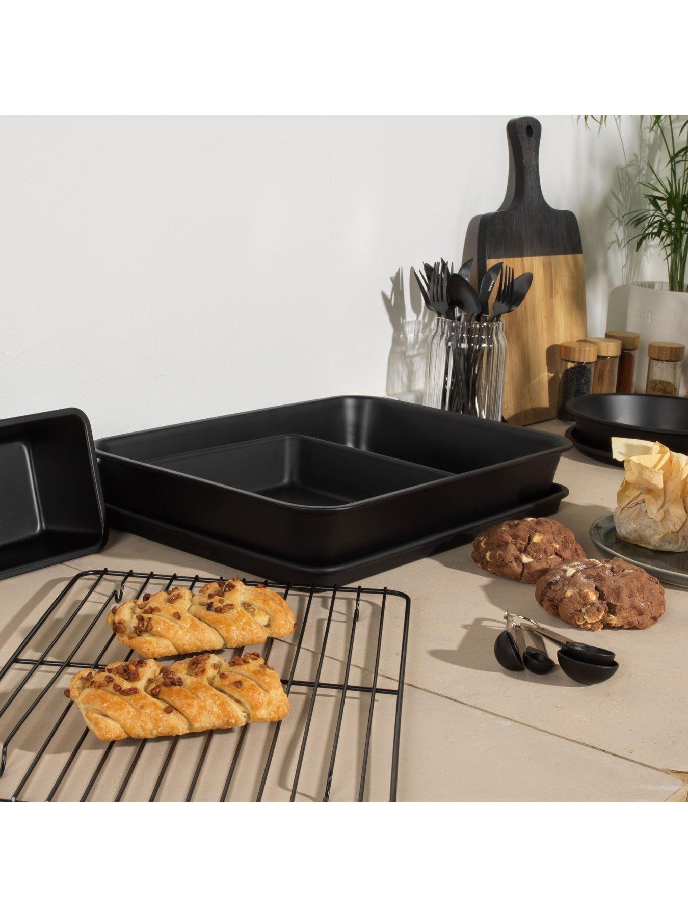  image of salter-bakes-7-piece-stacking-bakeware-set