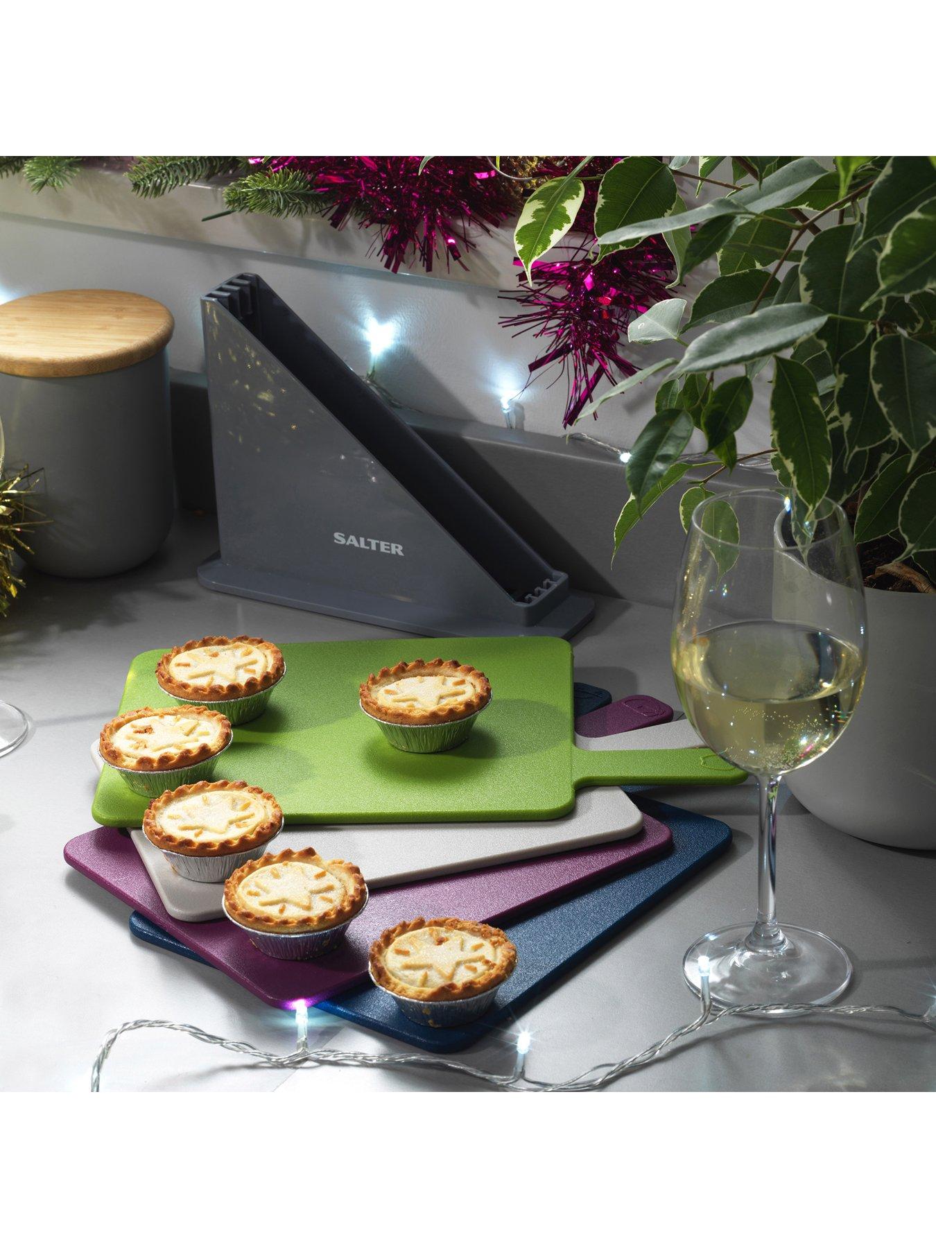 Image 4 of 6 of Salter 4-Piece Chopping Board Set