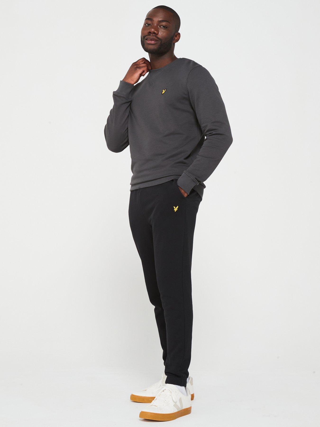 Image 5 of 5 of Lyle & Scott &amp;Amp; Slim Fit Joggers - Black