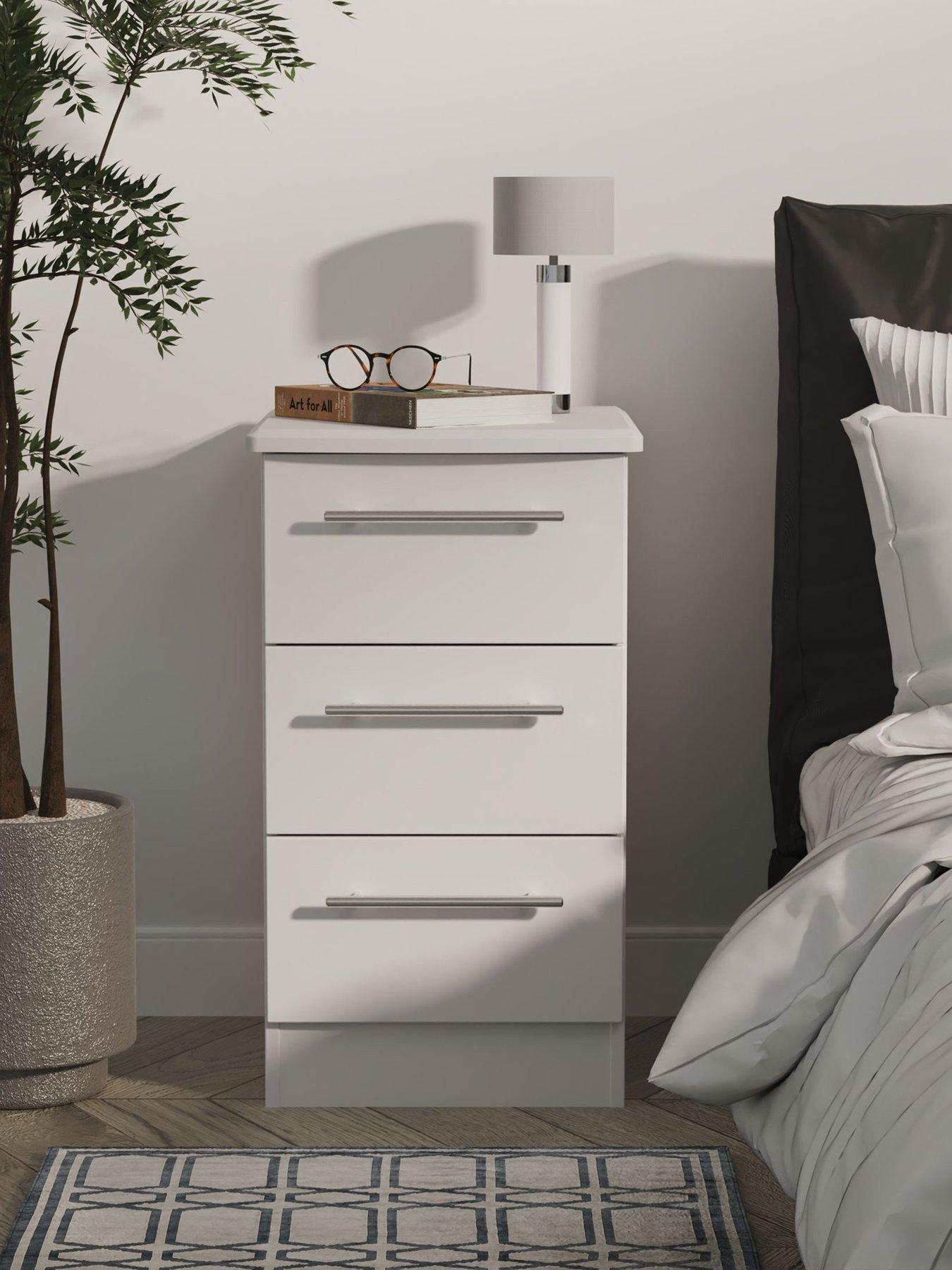 swift-oxford-ready-assembled-3-drawer-bedside-cabinet