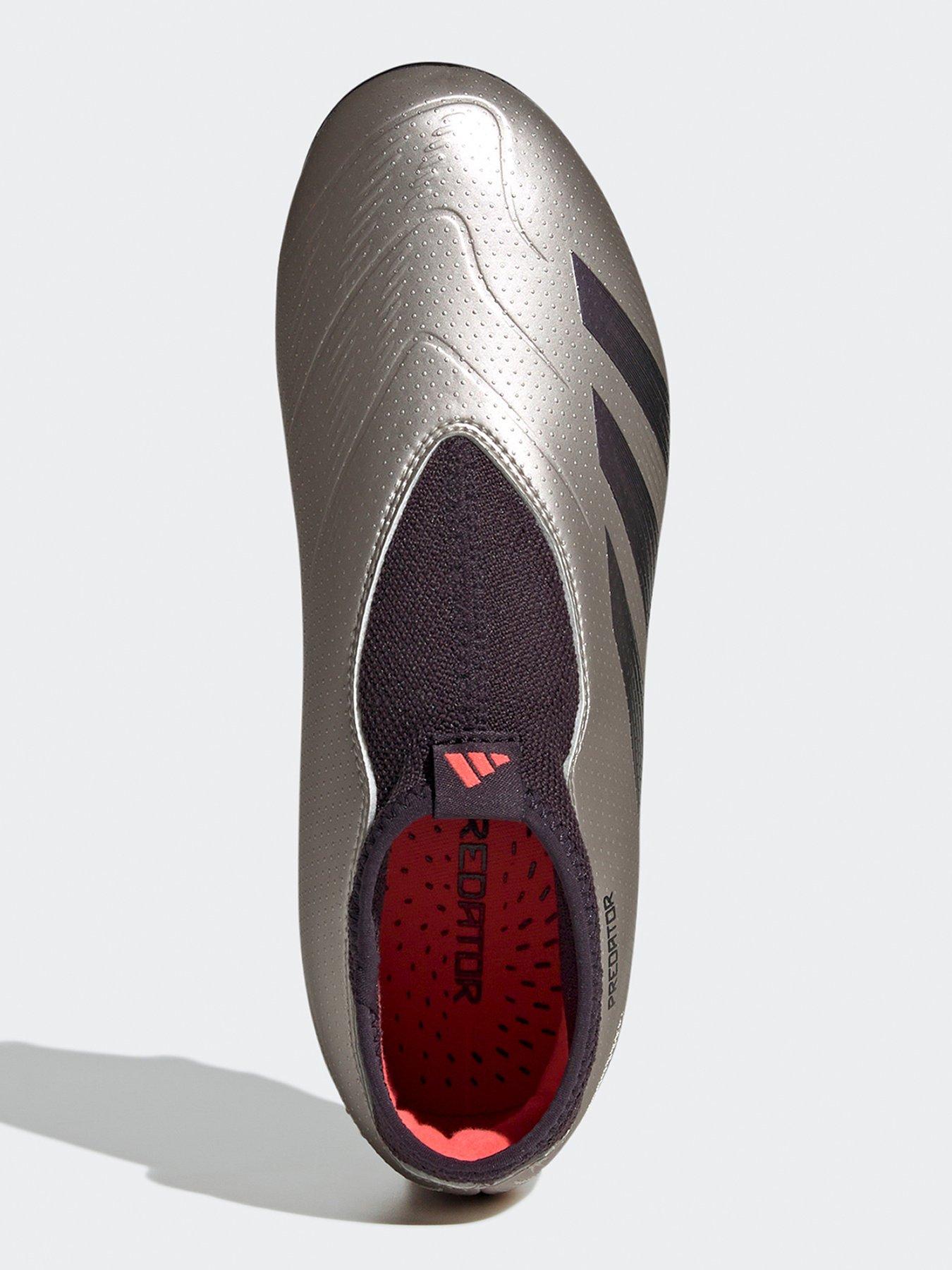  image of adidas-junior-predator-league-laceless-firm-ground-football-boot-gold