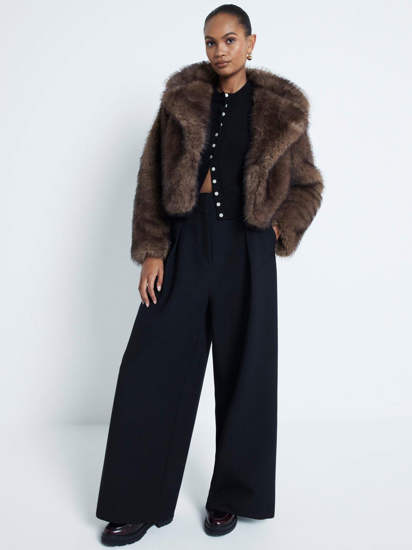 Image 3 of 6 of River Island High Waist Wide Leg Trouser - Black