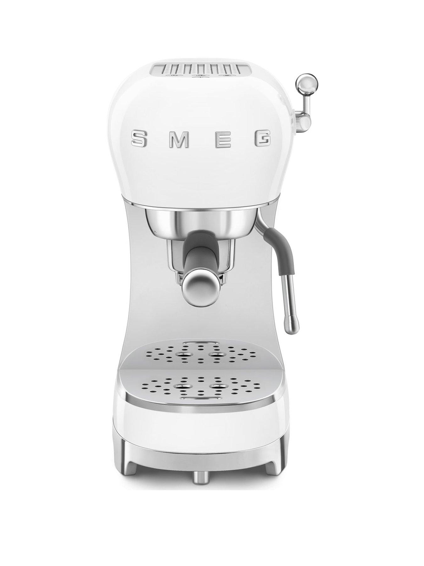 smeg-ecf02-espresso-coffee-machine-white