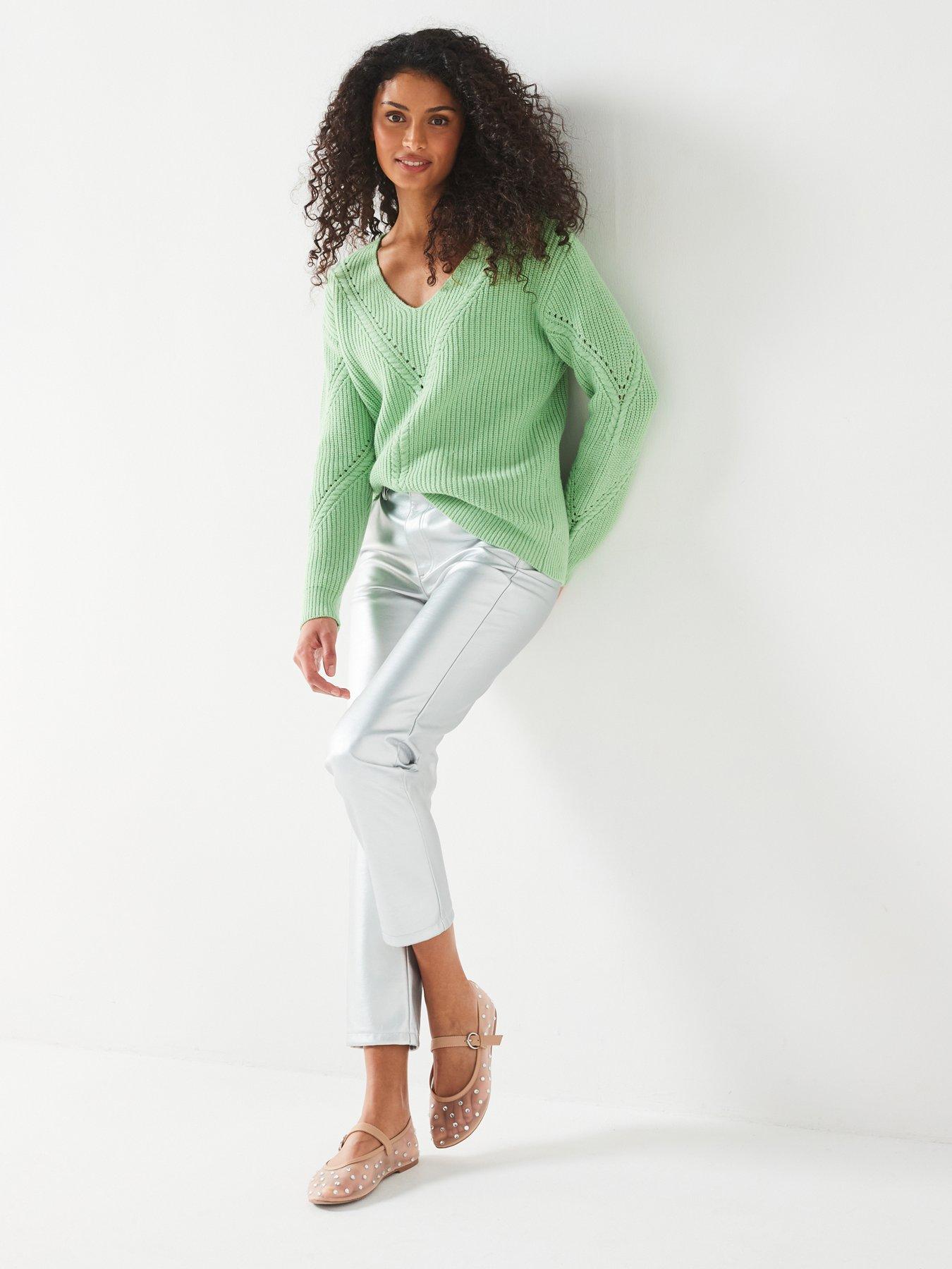  image of everyday-v-neck-stitch-detail-jumper-green