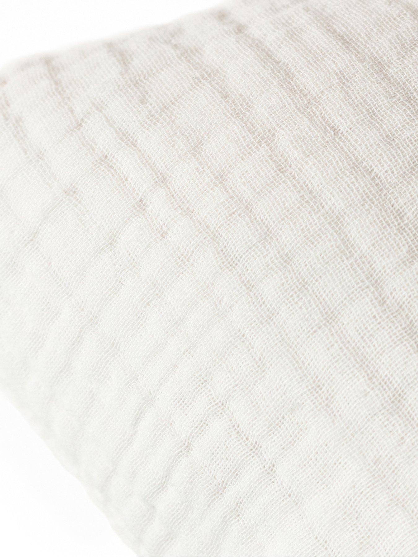  image of yard-lark-cushion-white