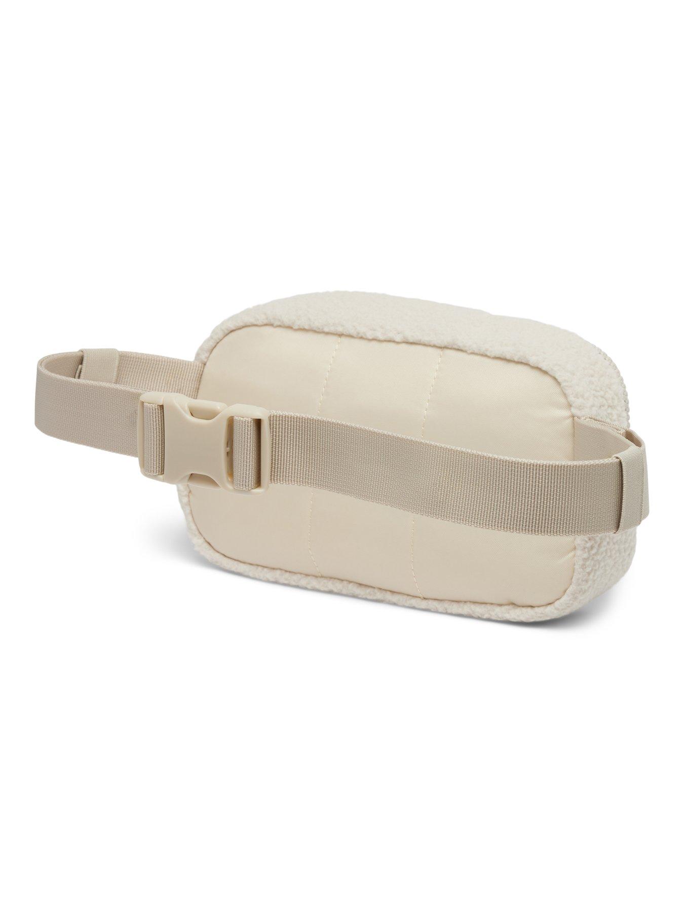  image of columbia-unisex-helvetia-ii-hip-pack-beige