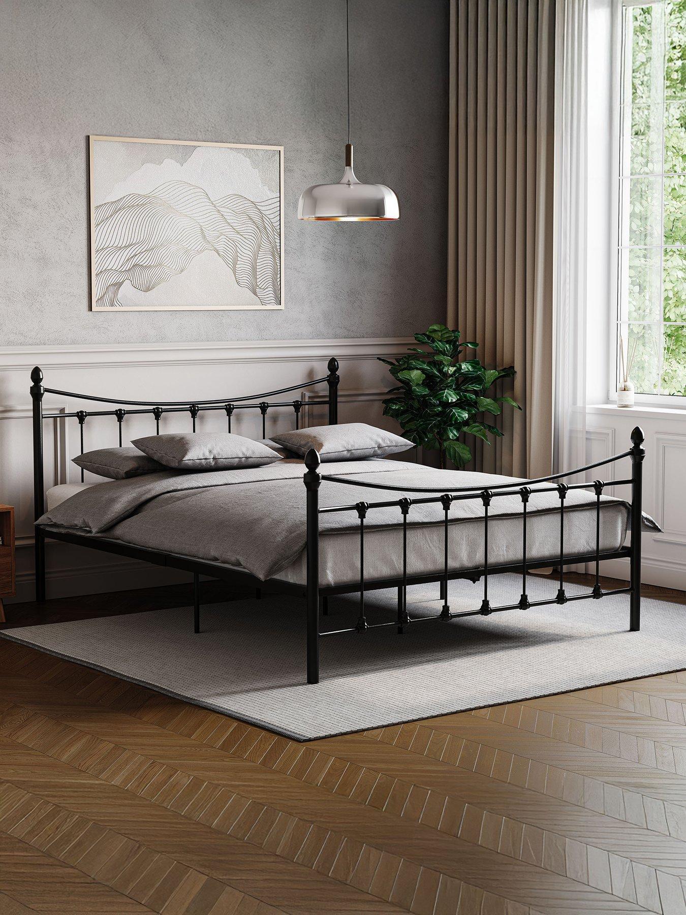 Vida Designs Paris Double Metal Bed
