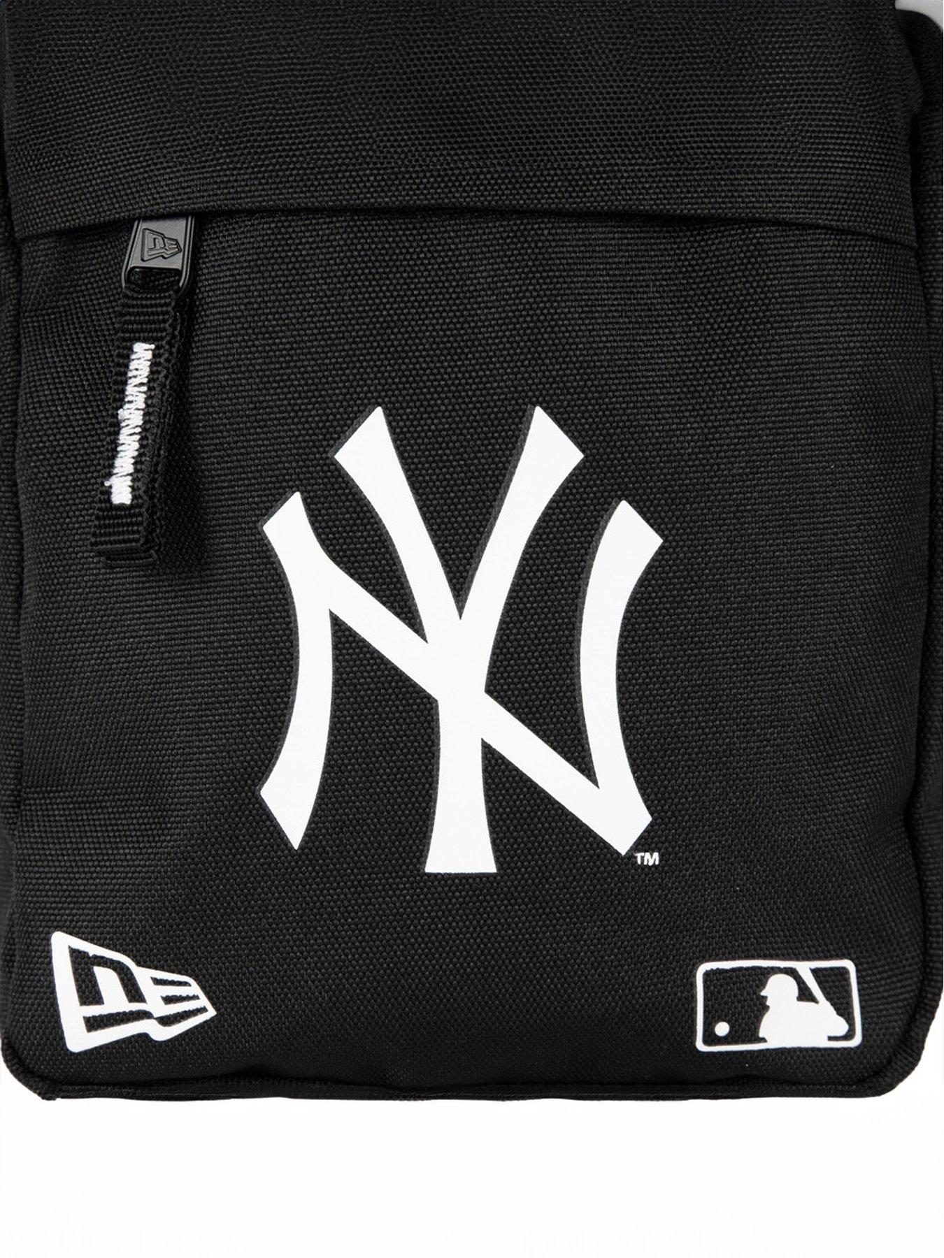  image of new-era-unisex-ny-yankees-side-bag--blackwhite
